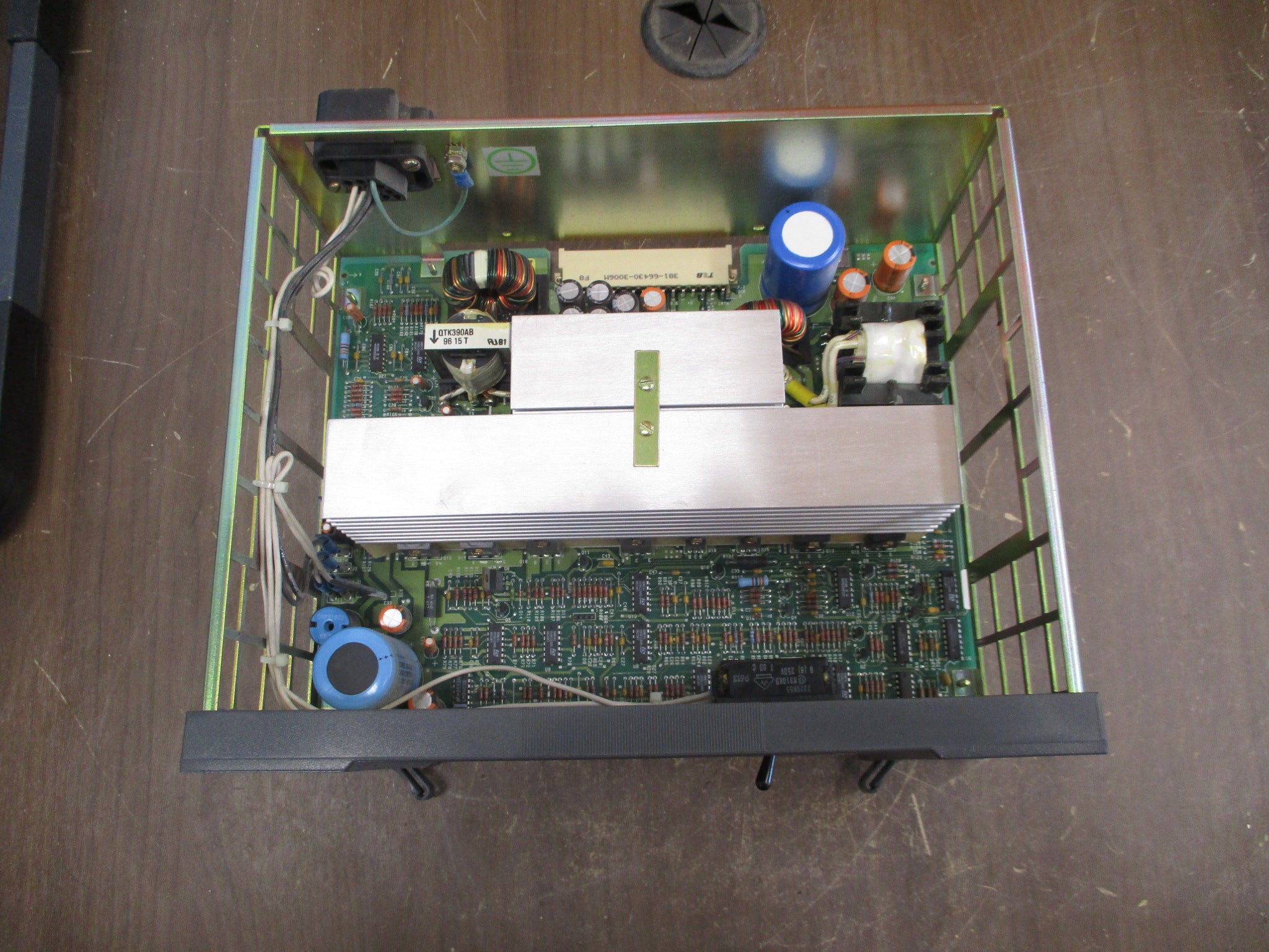 Northern Telcom P.E Power Supply NT6D40AD RIse 02 Used