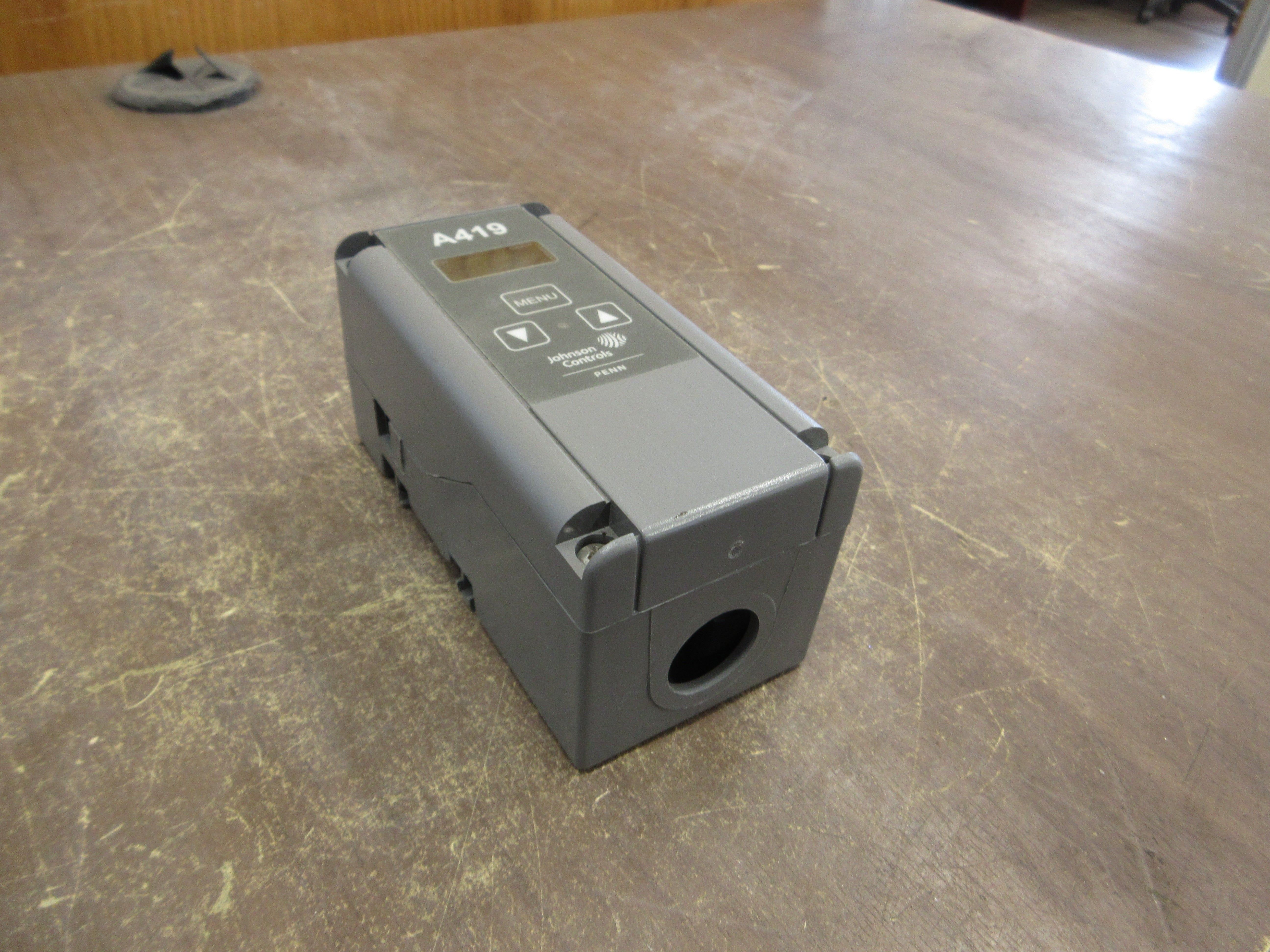 Johnson Controls Penn Electronic Thermostat A419 Used