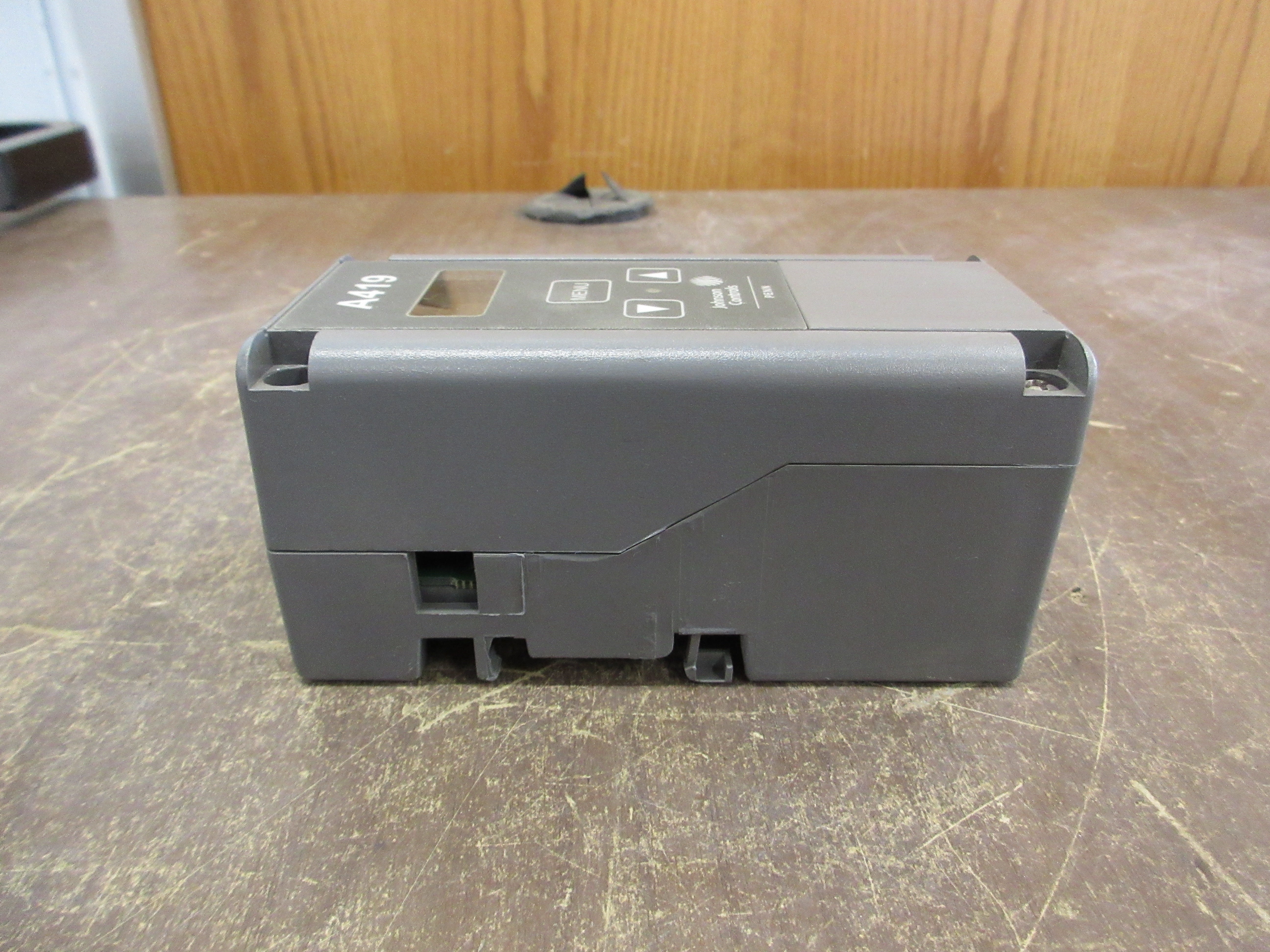 Johnson Controls Penn Electronic Thermostat A419 Used