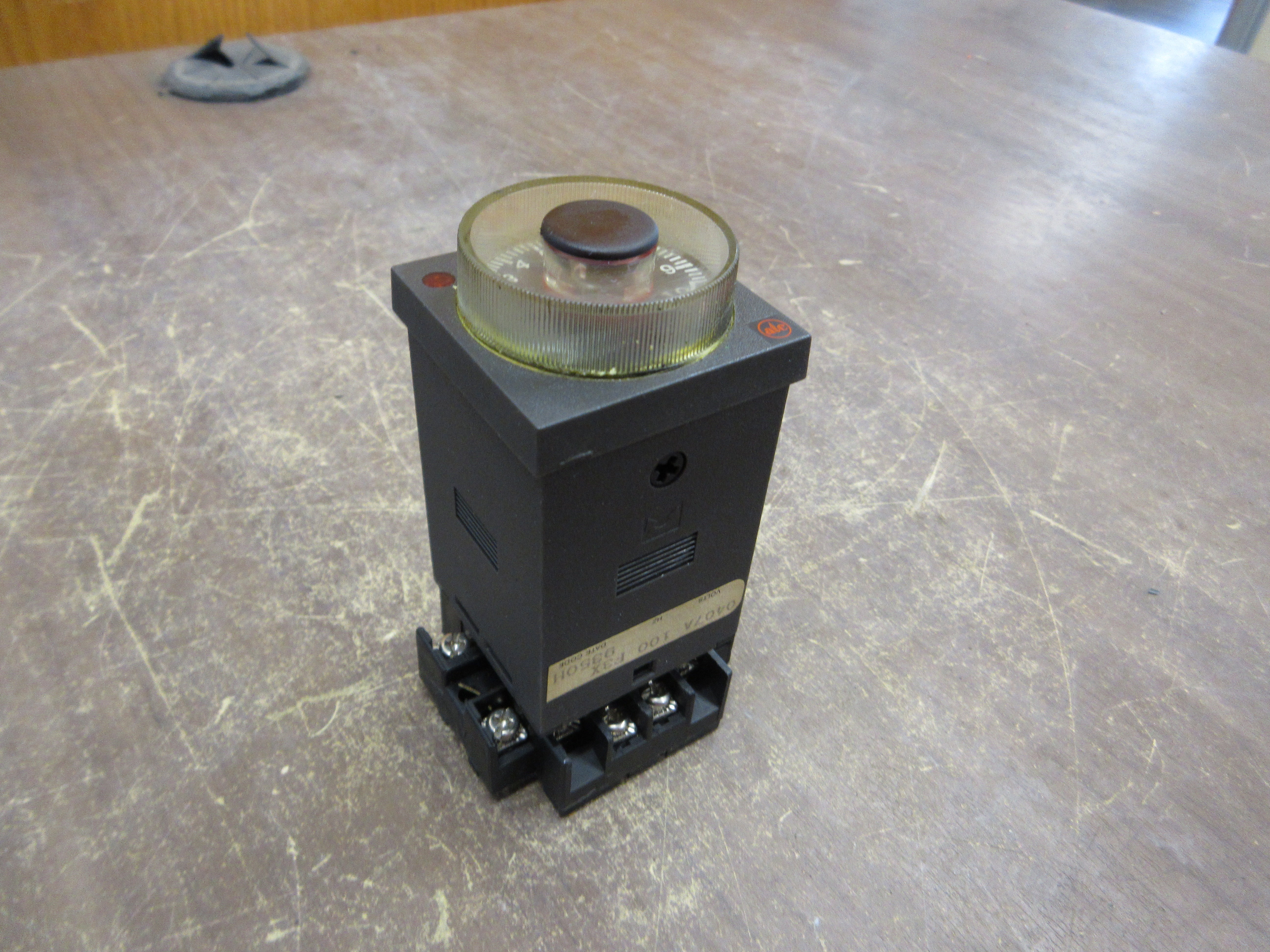 ATC Series 407 Timer 0407A 100 F3X w/ Base *Missing (1) Terminal Screw* Used