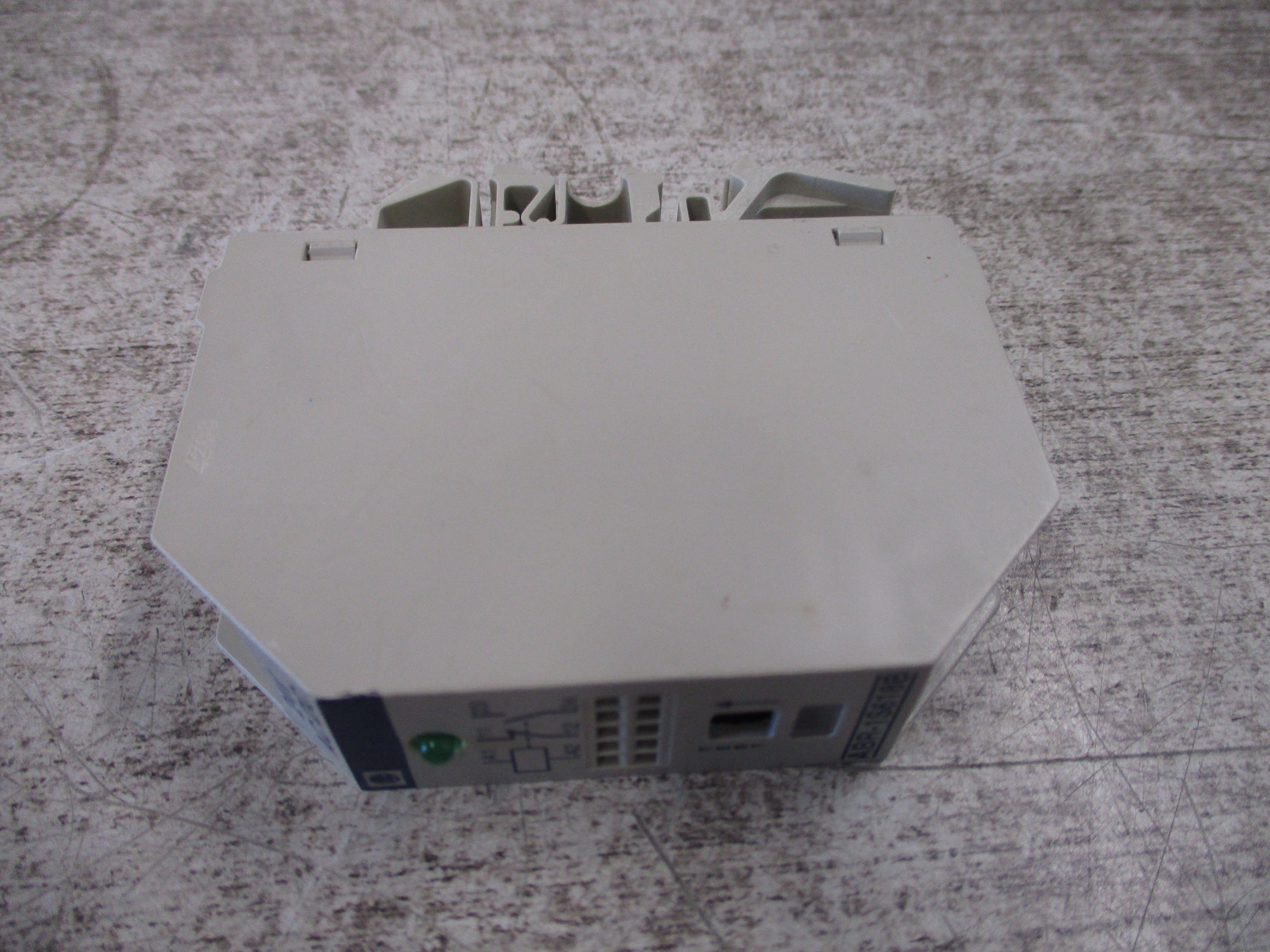 Telemecanique Interface Relay ABR-1S618B 24V AC/DC Used