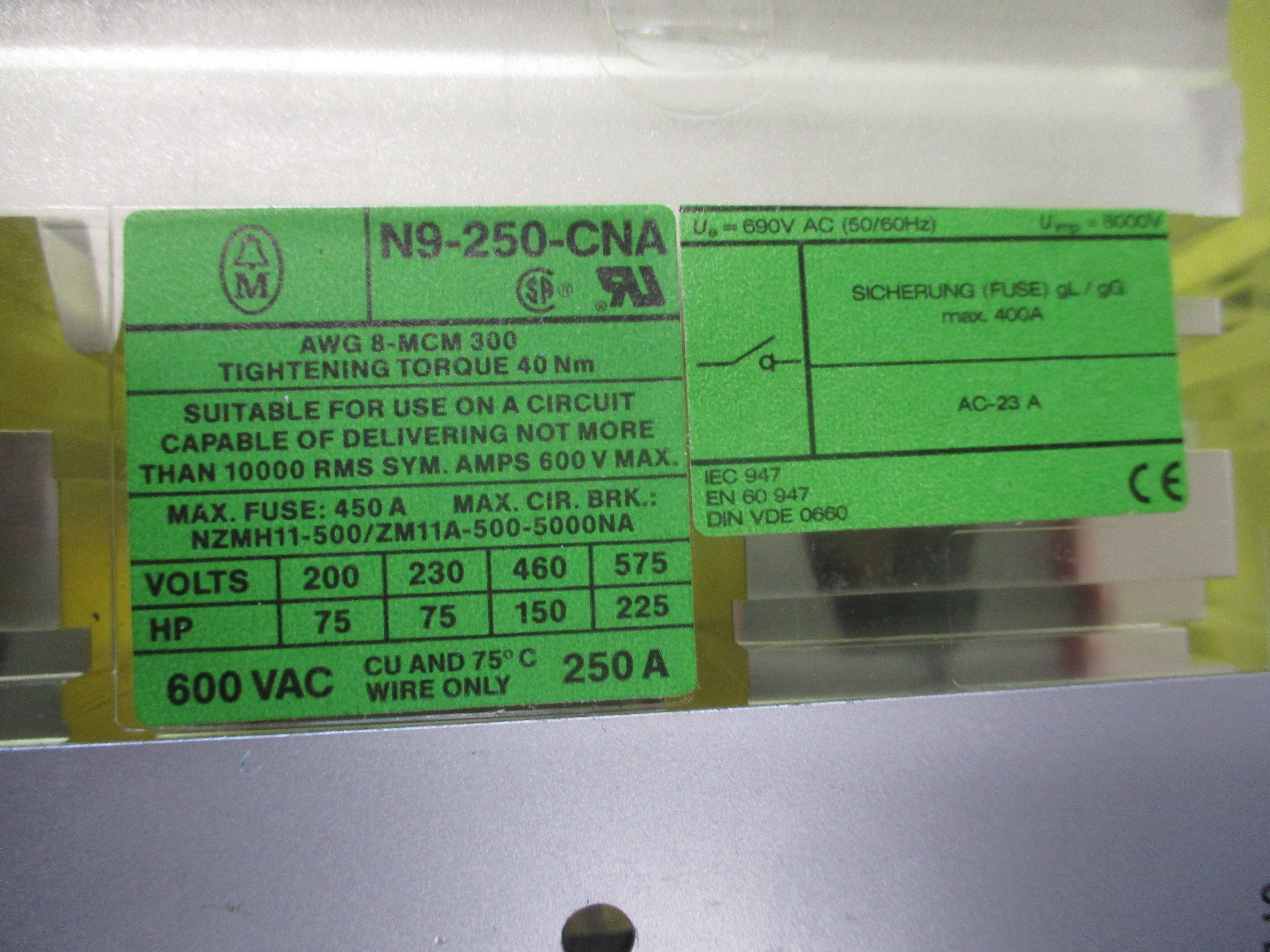 Klockner Moeller Breaker Disconnect N9-250-CNA 250A 600V Used