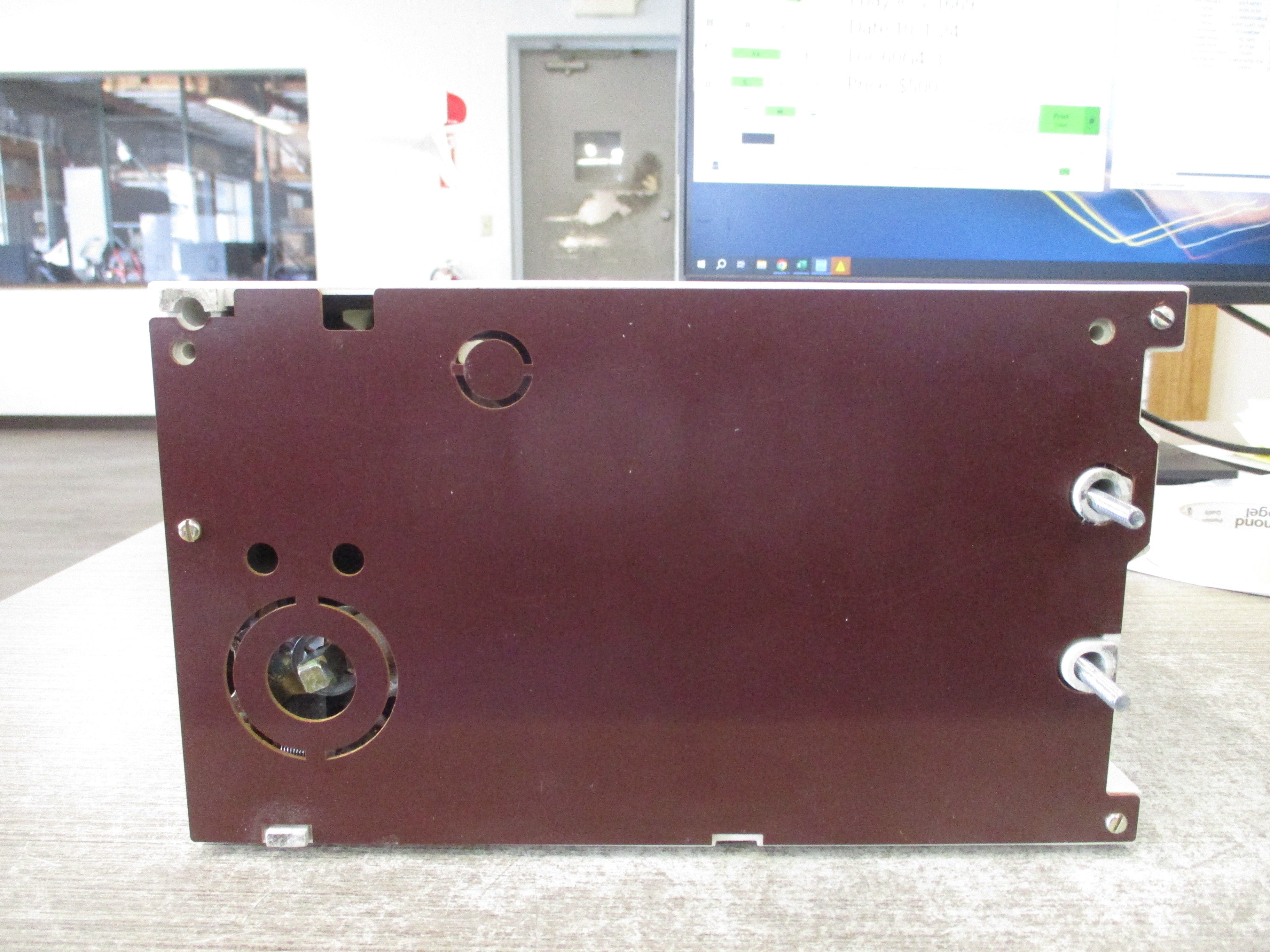 Klockner Moeller Breaker Disconnect N9-250-CNA 250A 600V Used