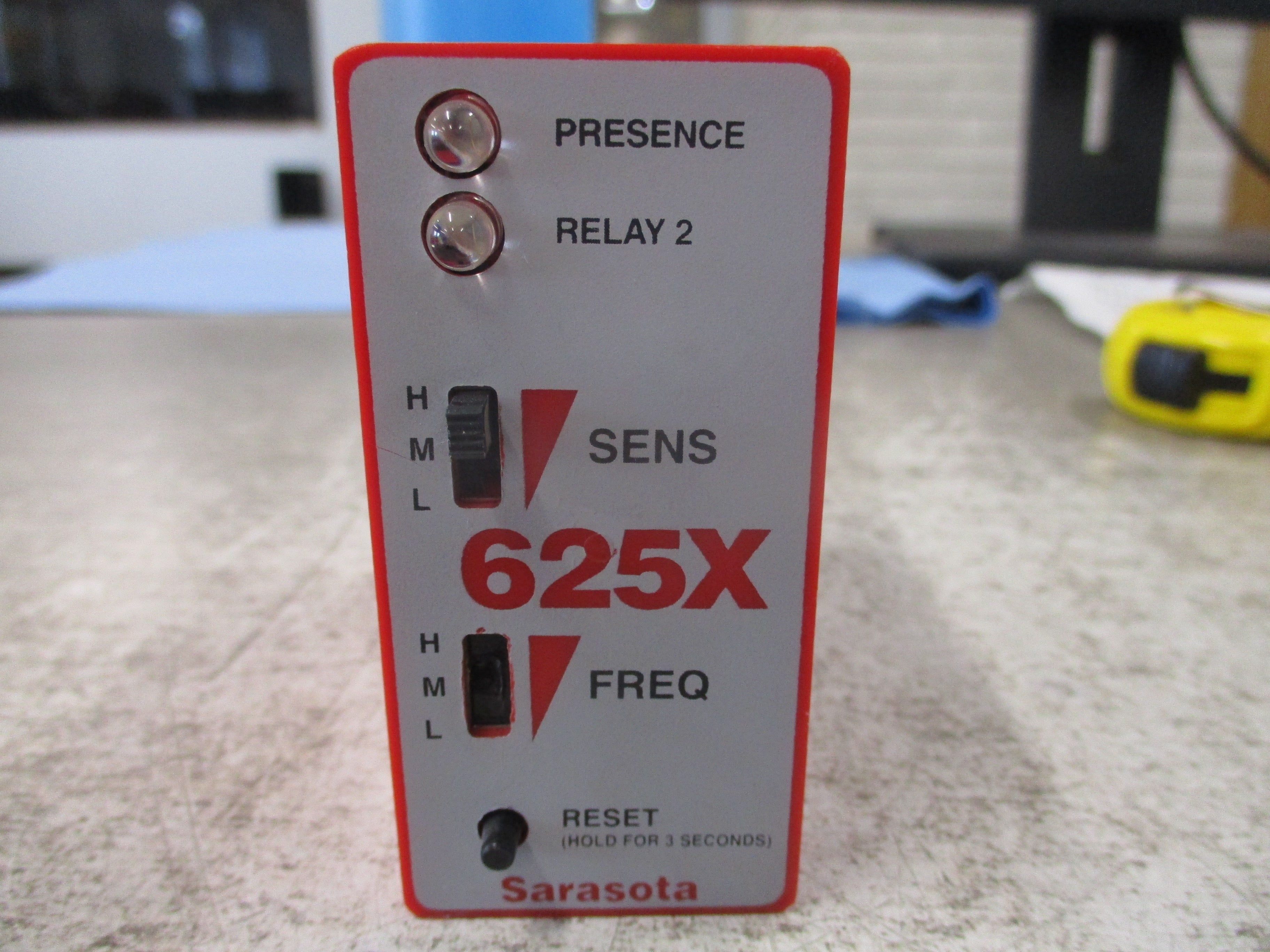 Peek Traffic Sarasota Vehicle Loop Detector 625X *Broken Switch* Used