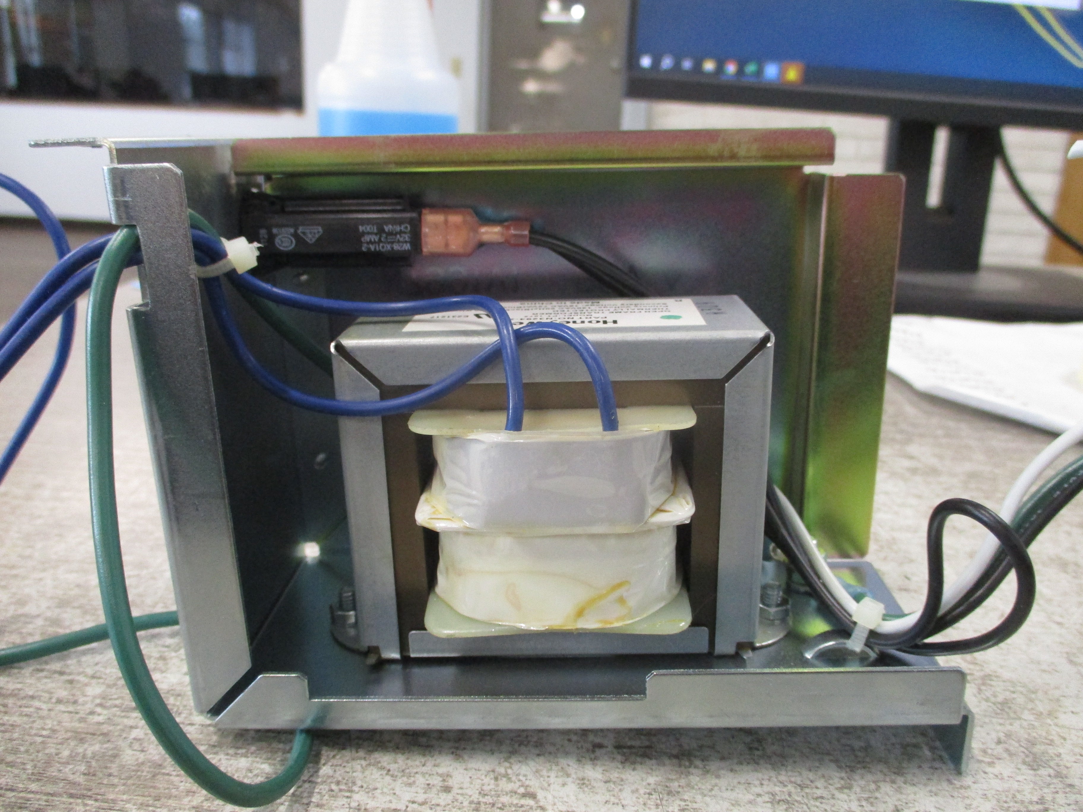 Honeywell PT-1872 Open Frame Transformer N3294-2 72VA Pri: 120V Sec: 18V 60Hz Used