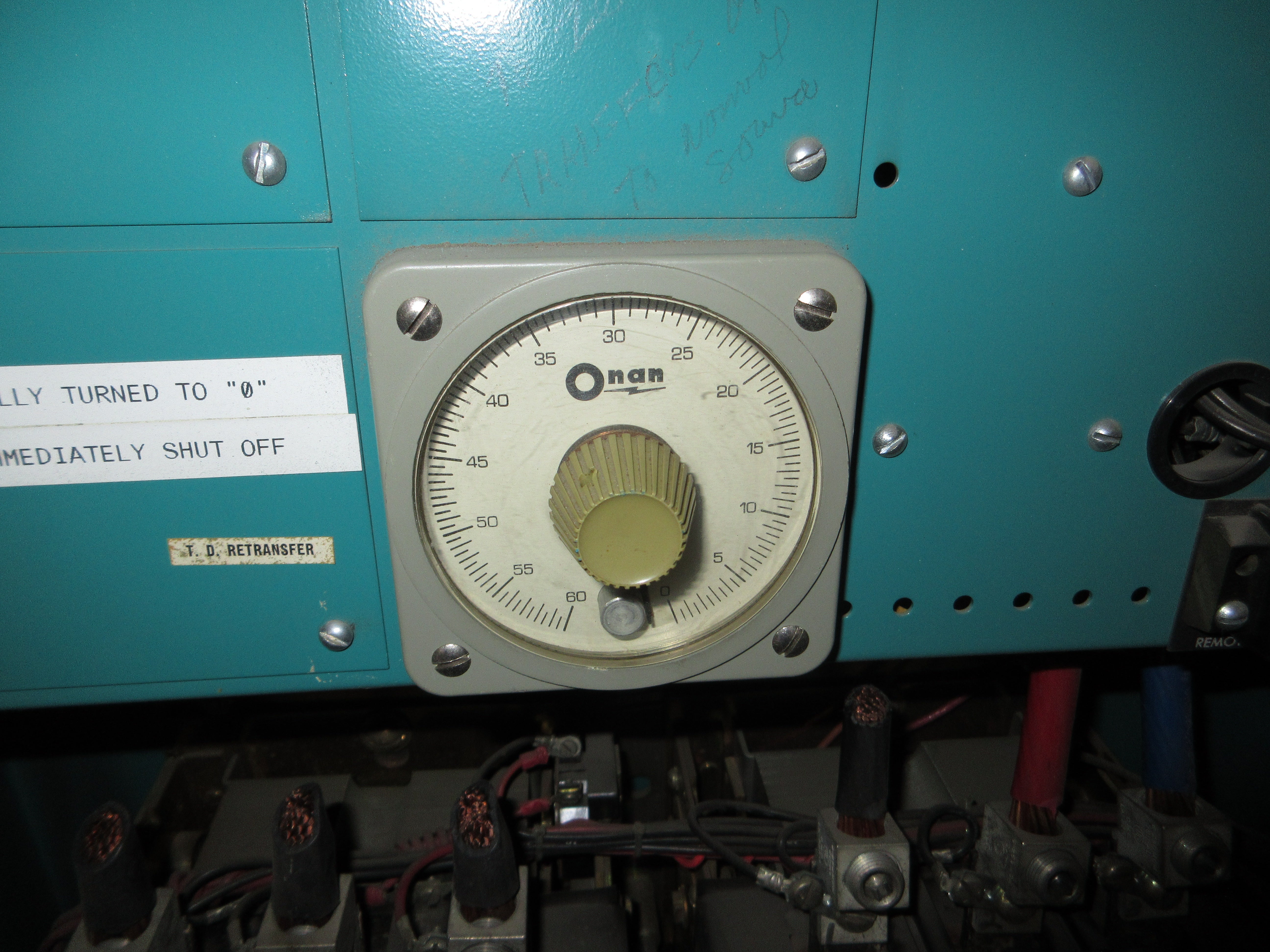 Onan Automatic Transfer Switch LTDU200-4/11280E 200A 120/208V 3Ph 4W 60Hz Used