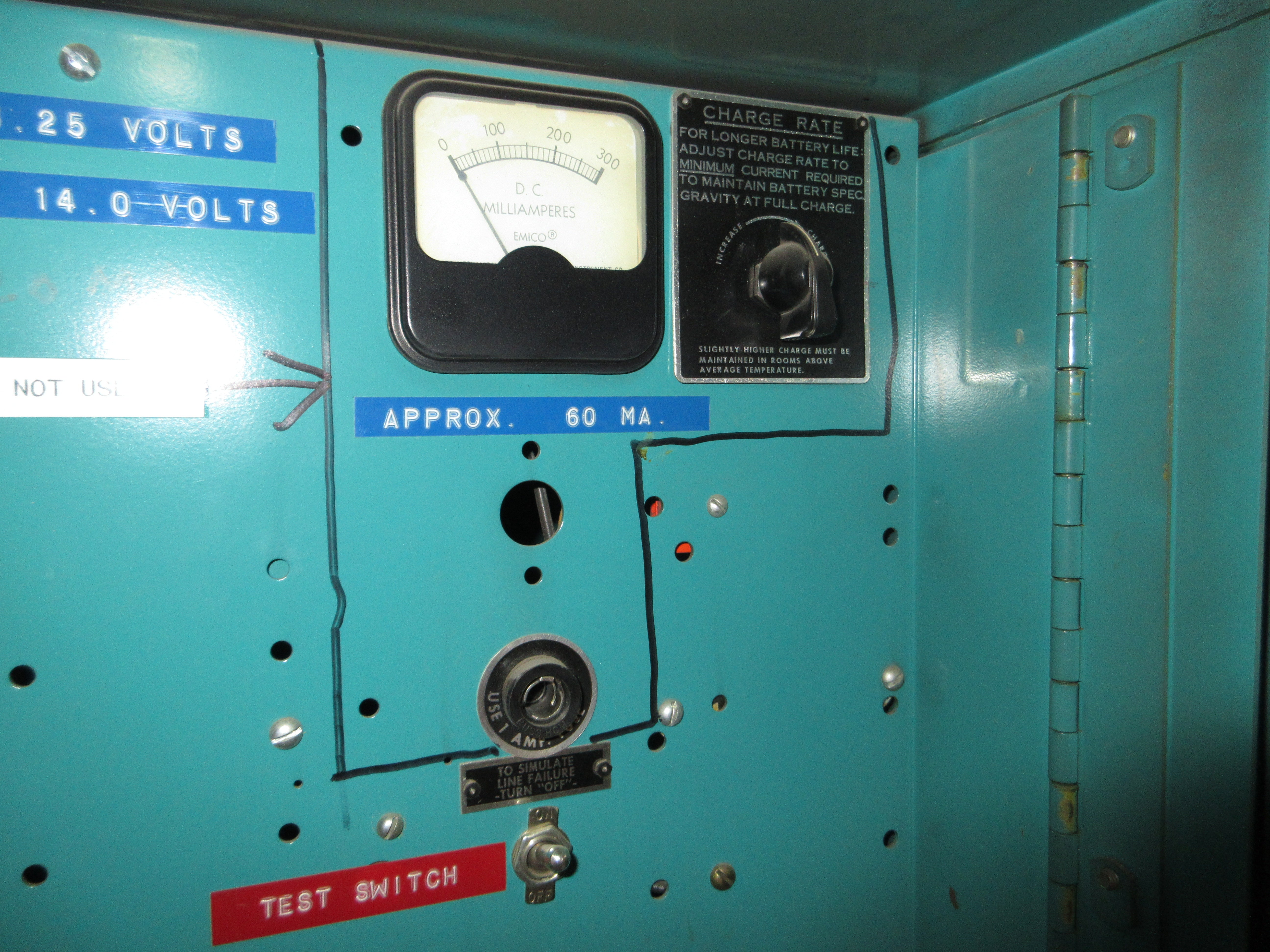 Onan Automatic Transfer Switch LTDU200-4/11280E 200A 120/208V 3Ph 4W 60Hz Used