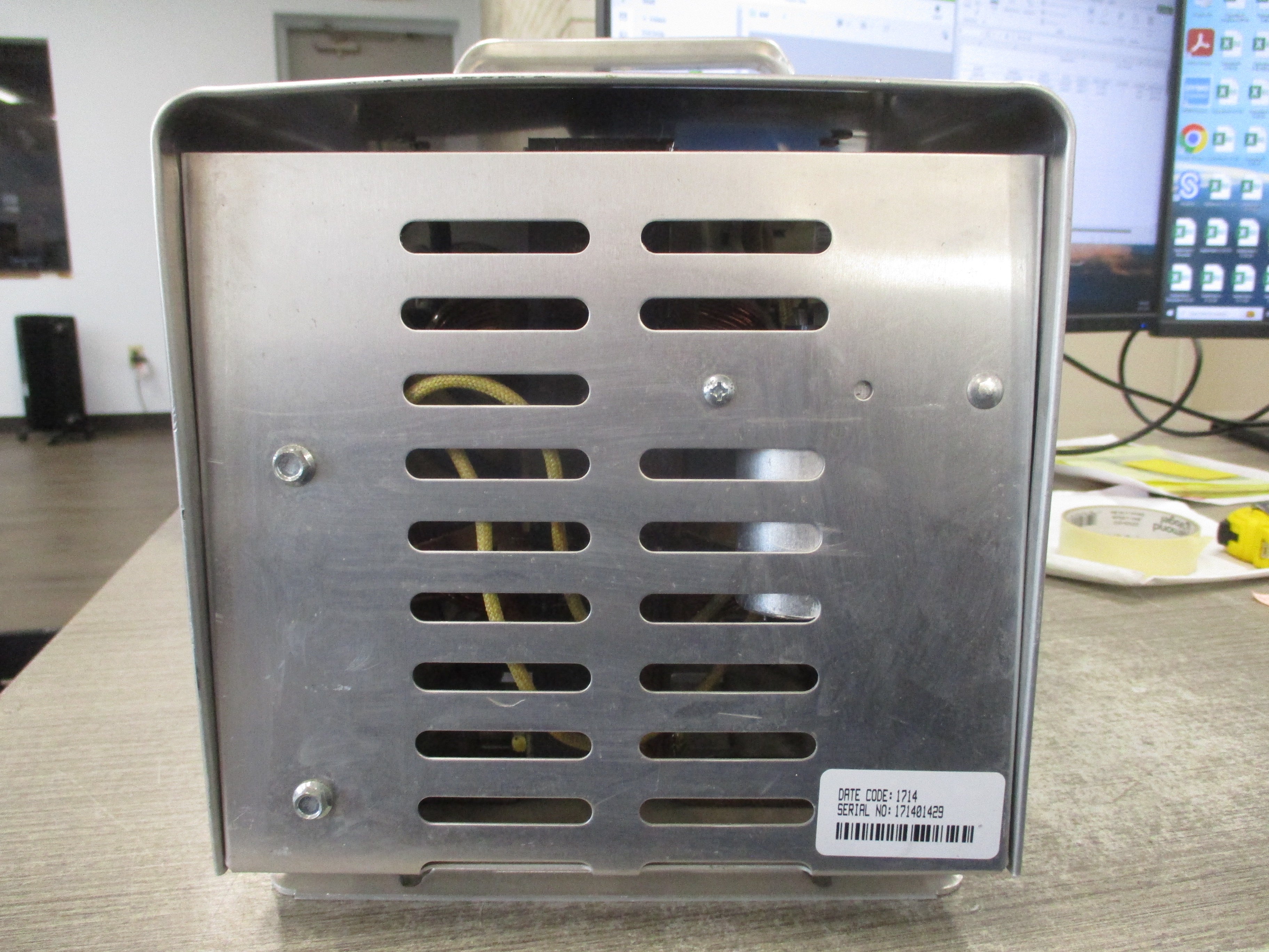 Lester Electrical Lestronic II Battery Charger 24LC25-8ET Input: 115VAC 60Hz 1Ph 9A Output: 24VDC 25A Used