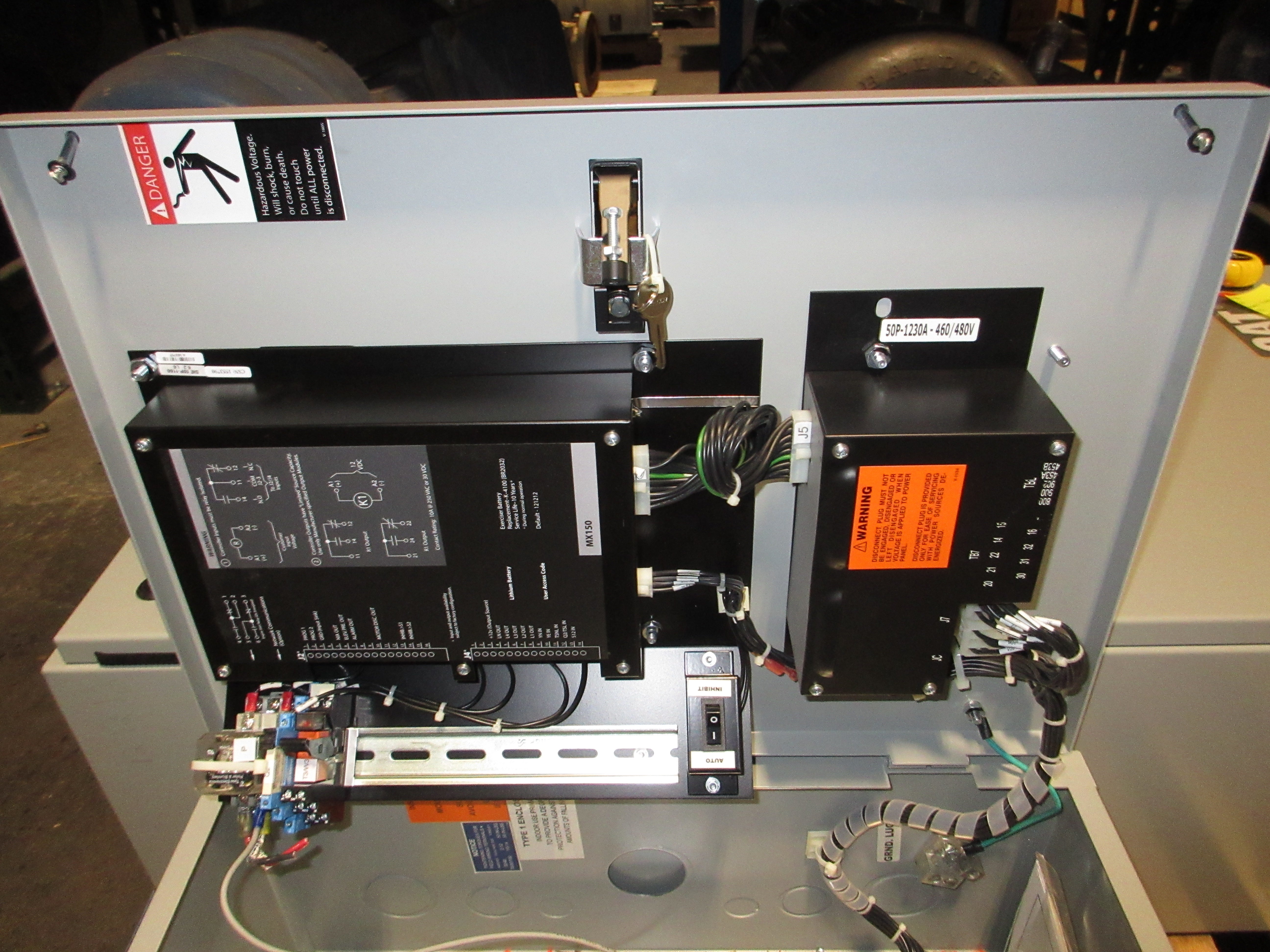 CAT Automatic Transfer Switch CTG 200A 277/480V 3Ph 60Hz Used