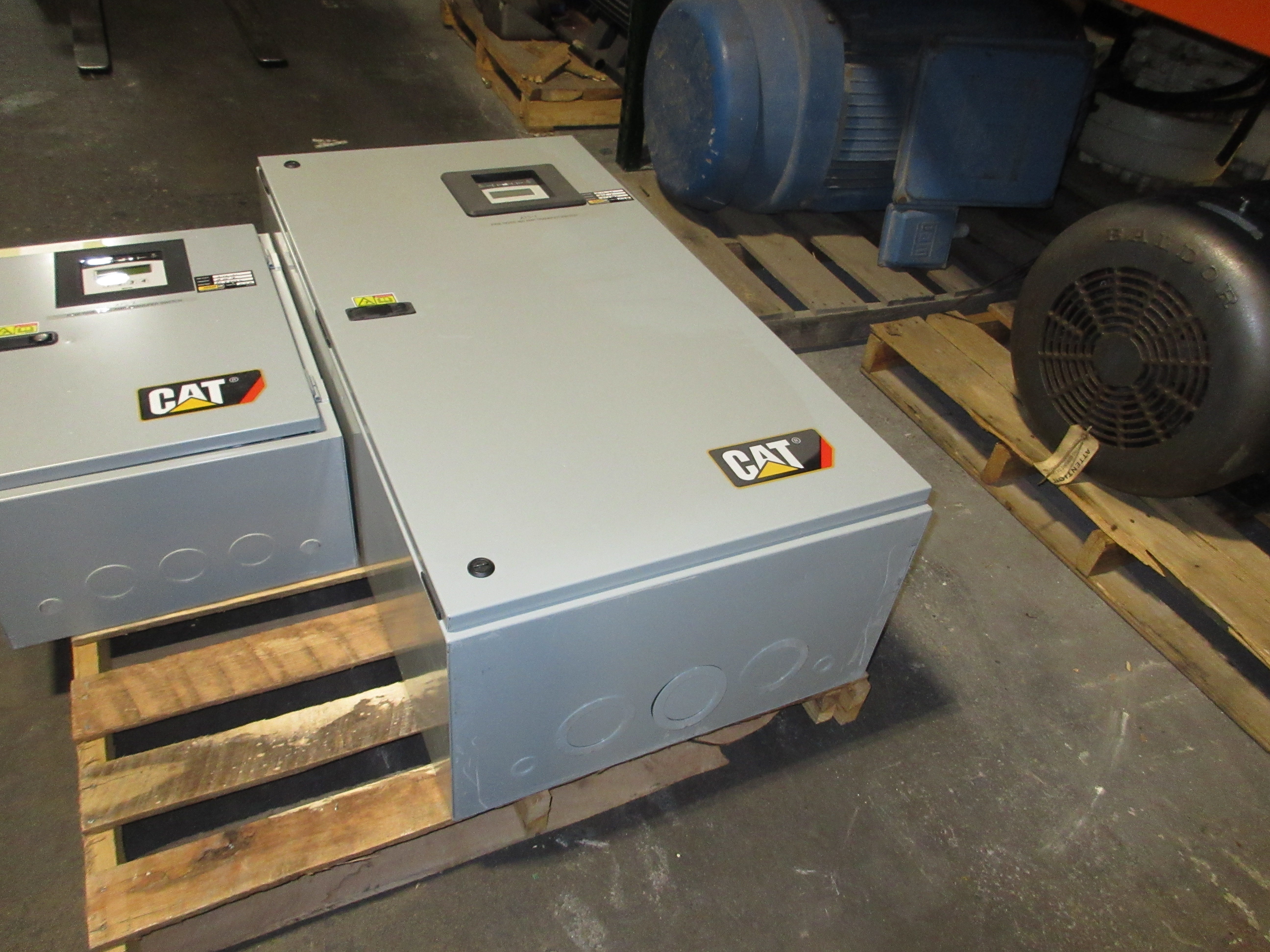 CAT Automatic Transfer Switch CTG 400A 277/480V 3Ph 60Hz Used