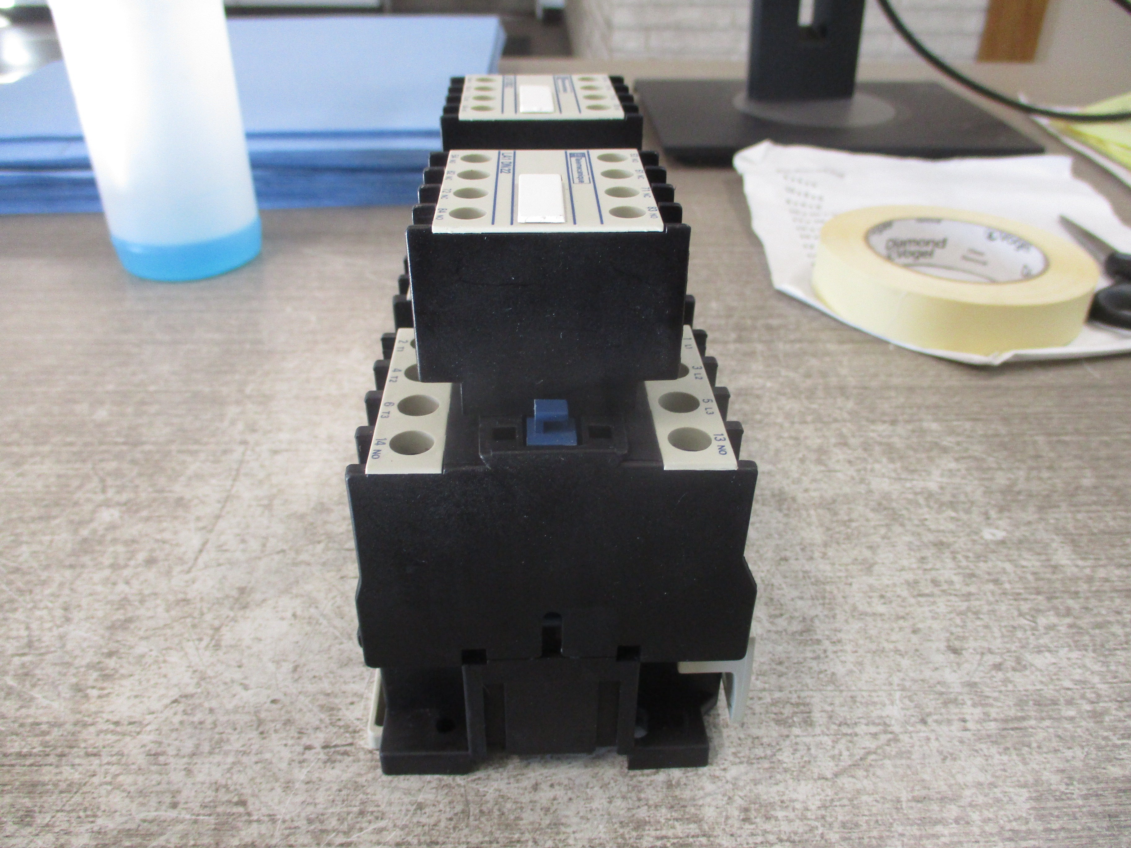 Telemecanique Reversing Contactor LC1 D2510 120V Coil 40A 600V (2) Aux Contact Blocks (2) Surge Suppressors Used