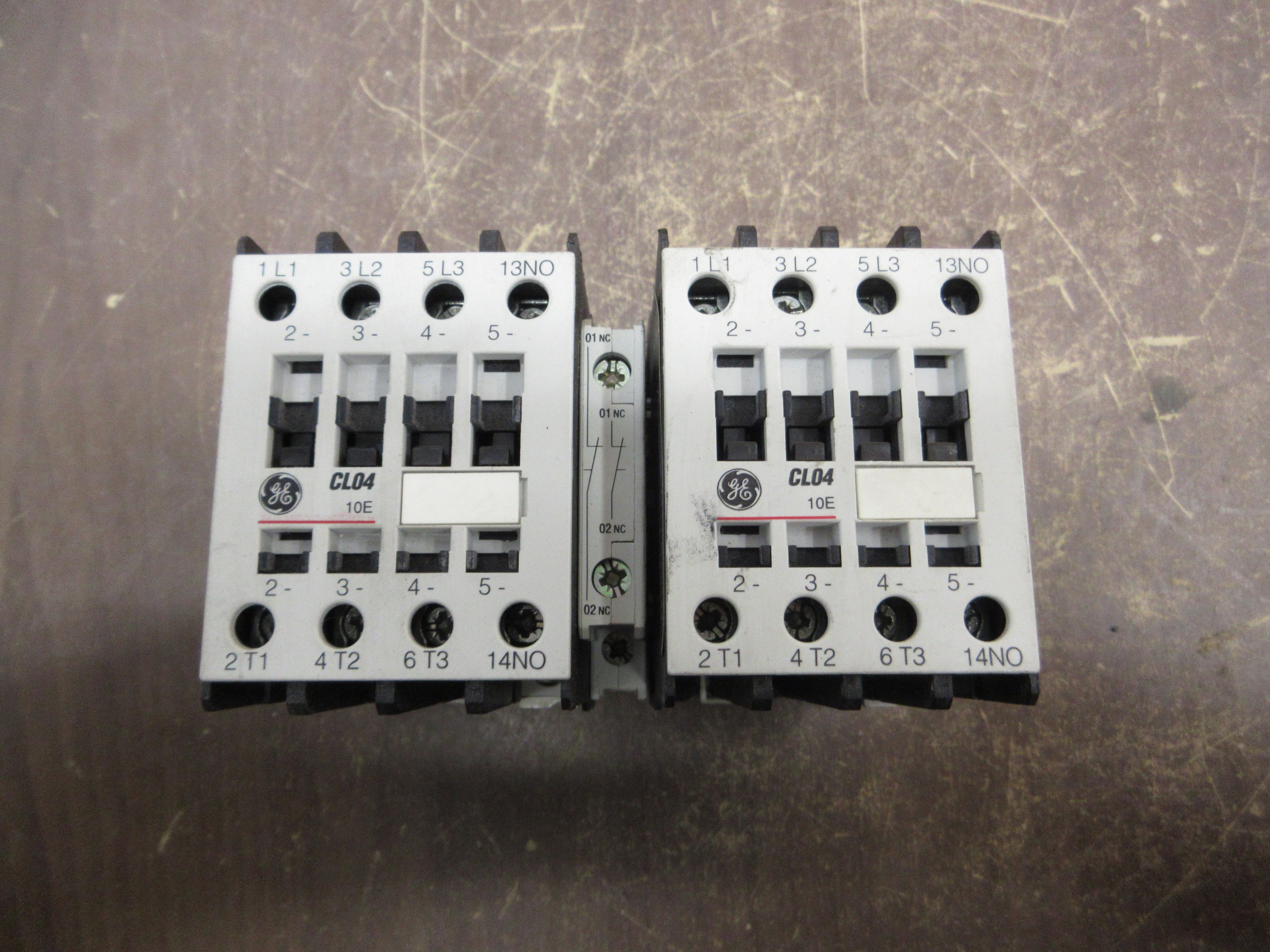 GE Reversing Contactor CL04A310M 120V Coil 54A 600V Used