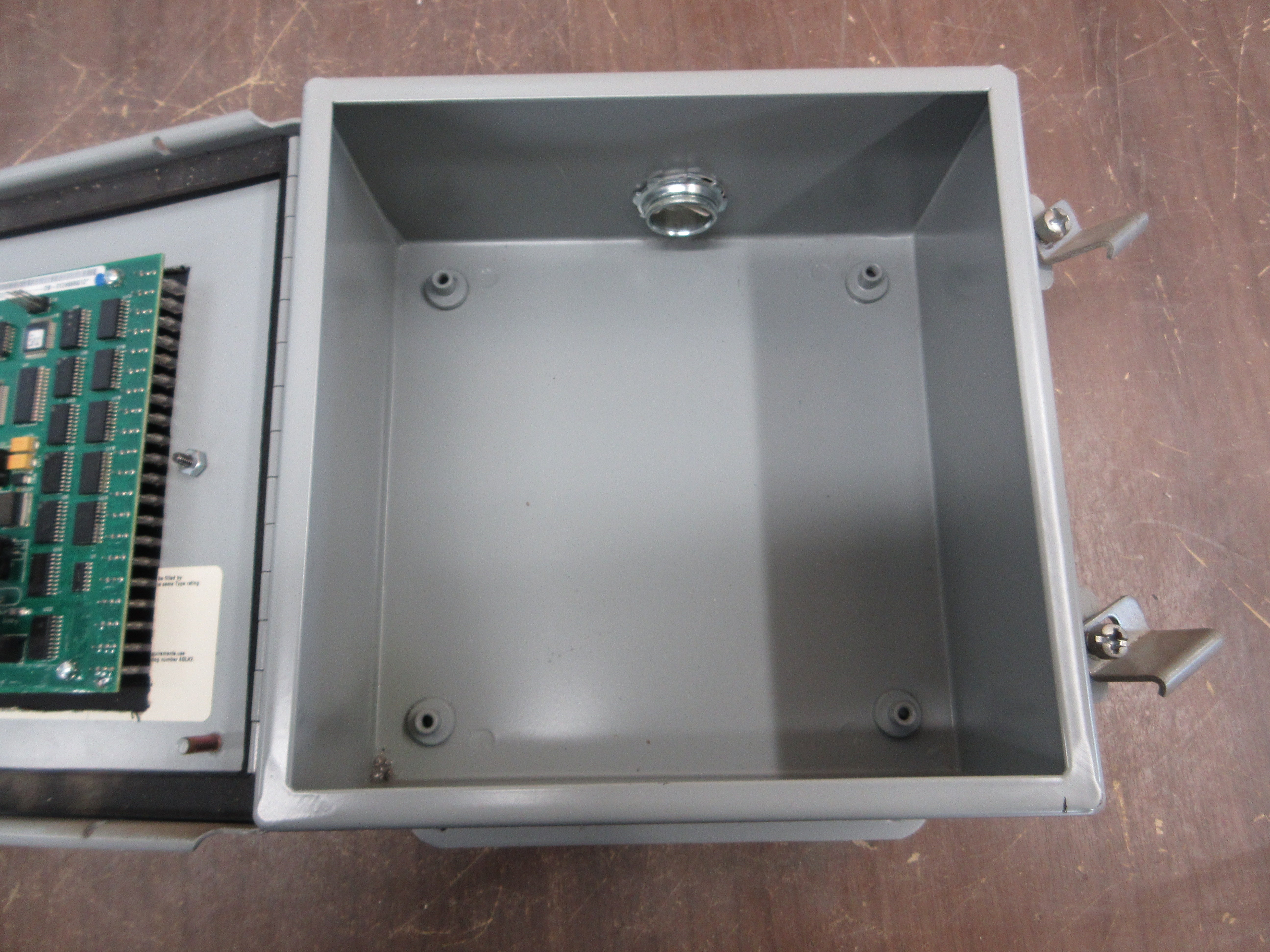 Cummins Power Command Annunciator 327-1309 w/ Enclosure Used