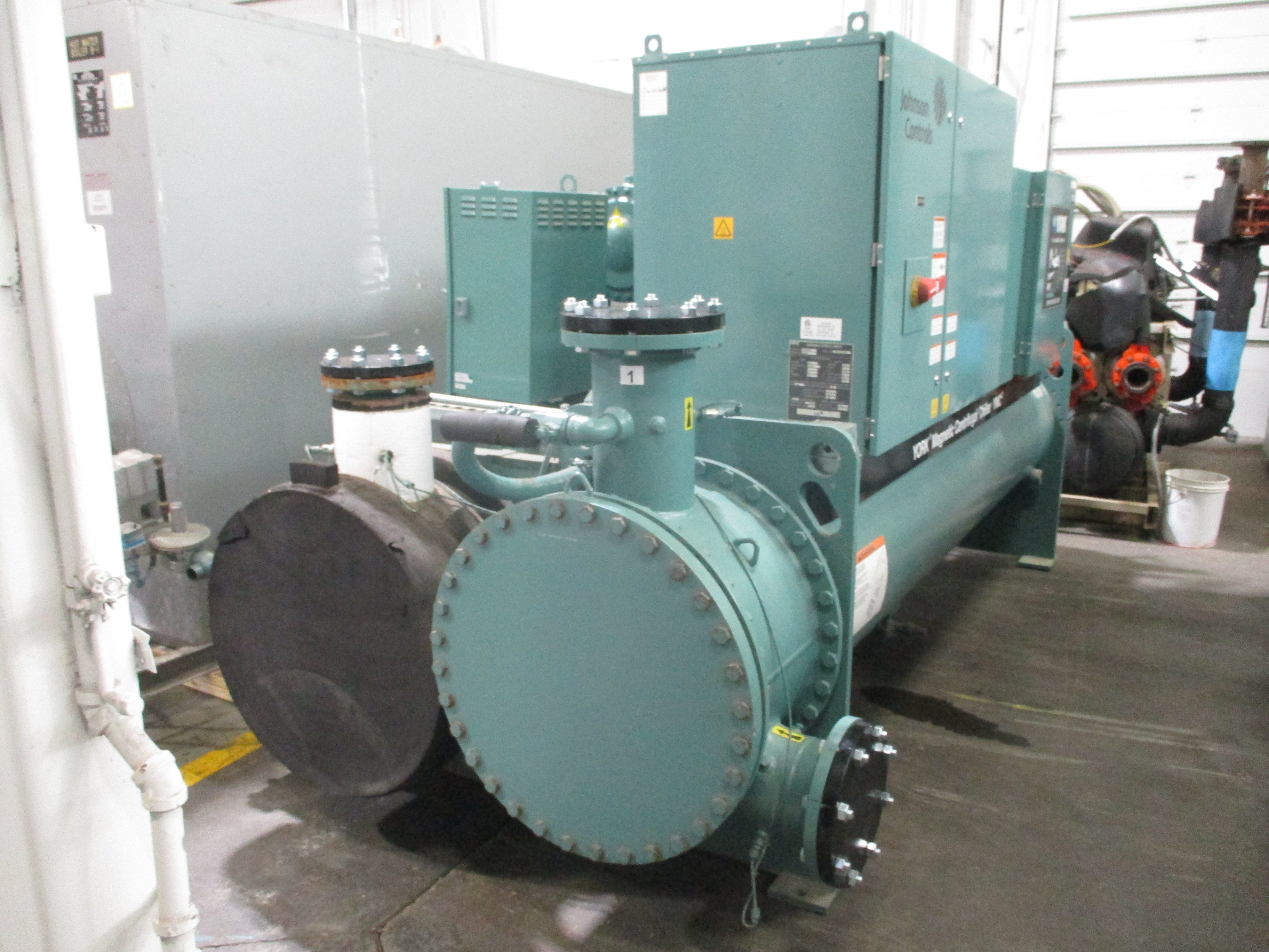 York YMC2 Water Cooled Chiller YMC2-S0879AA 250 ton 460V 3Ph R-134A 17,433 Opera
