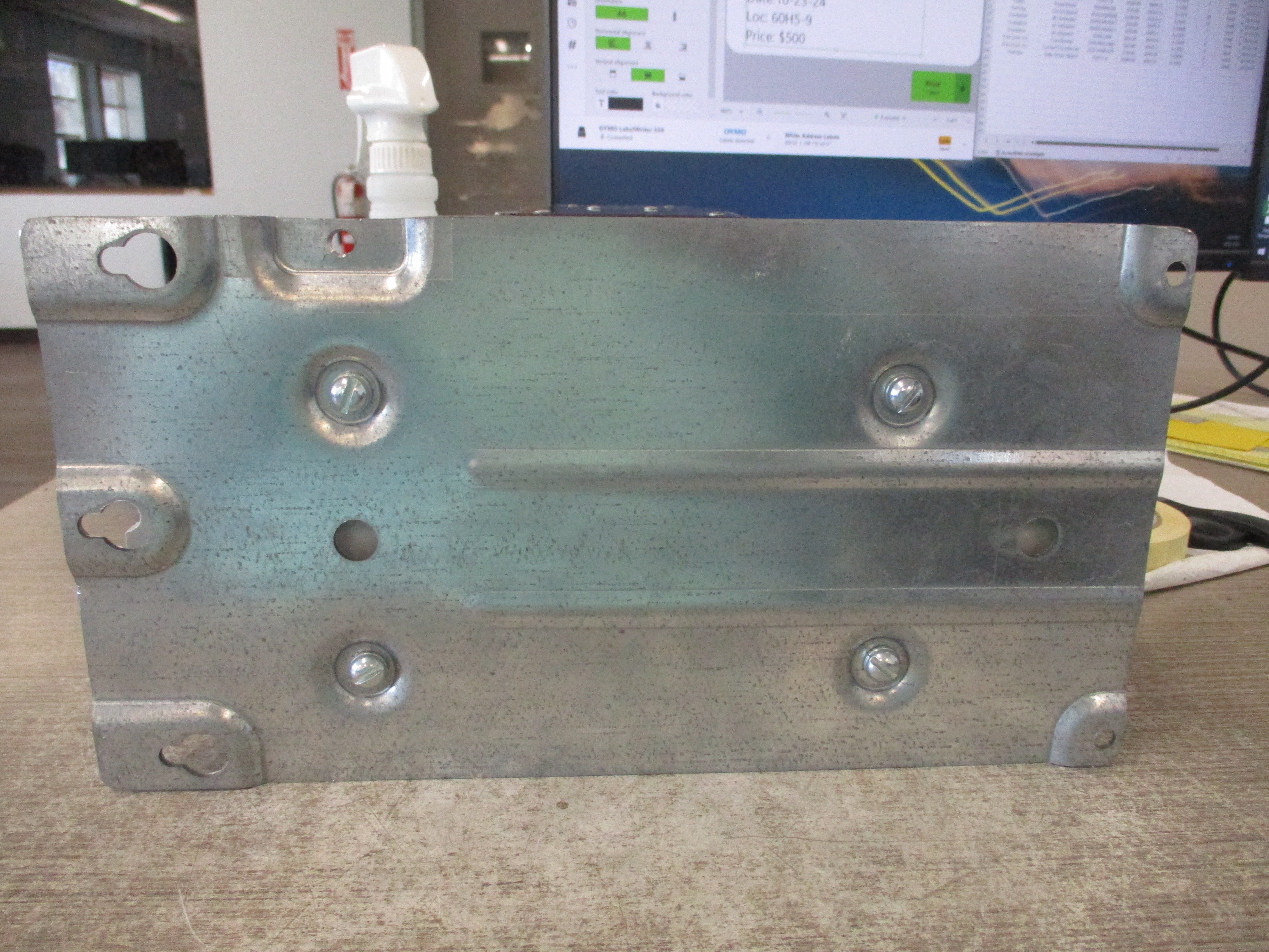 Eaton Contactor C825LN6 Ser. A2 120V coil 360A 600V Used