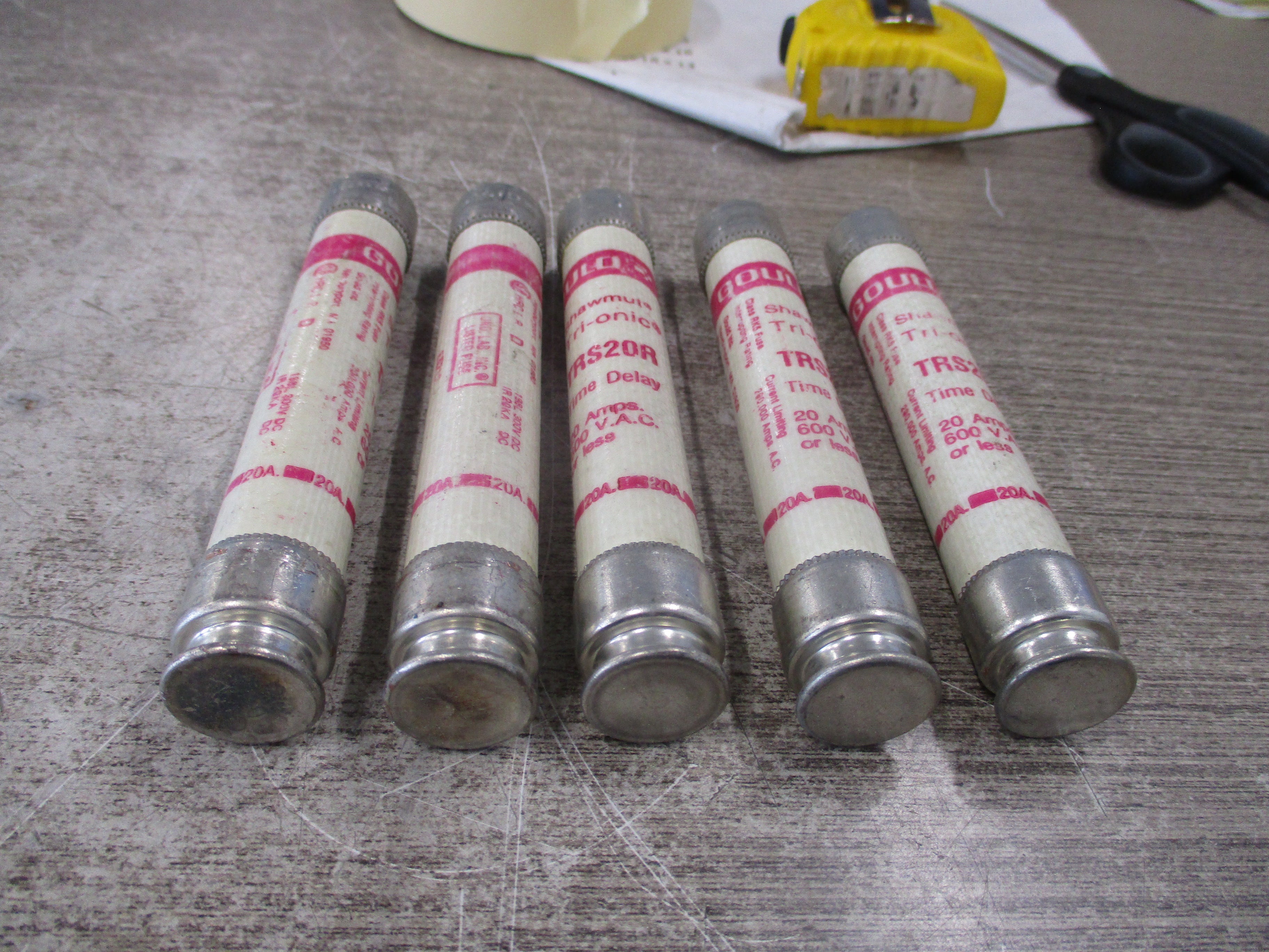 Gould Shawmut Tri-Onic Fuse TRS20R 20A 600V *Lot of 5* Used