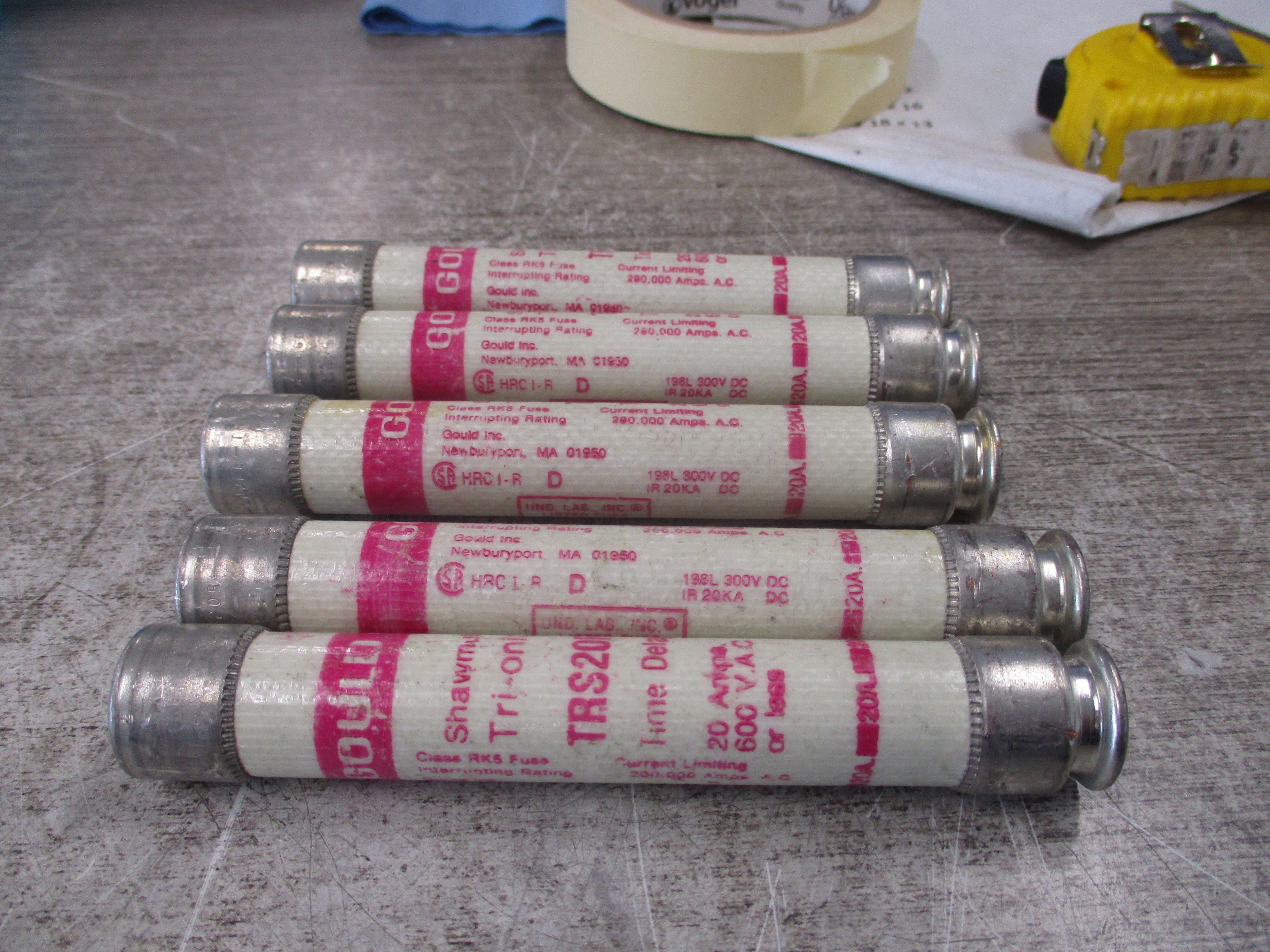 Gould Shawmut Tri-Onic Fuse TRS20R 20A 600V *Lot of 5* Used
