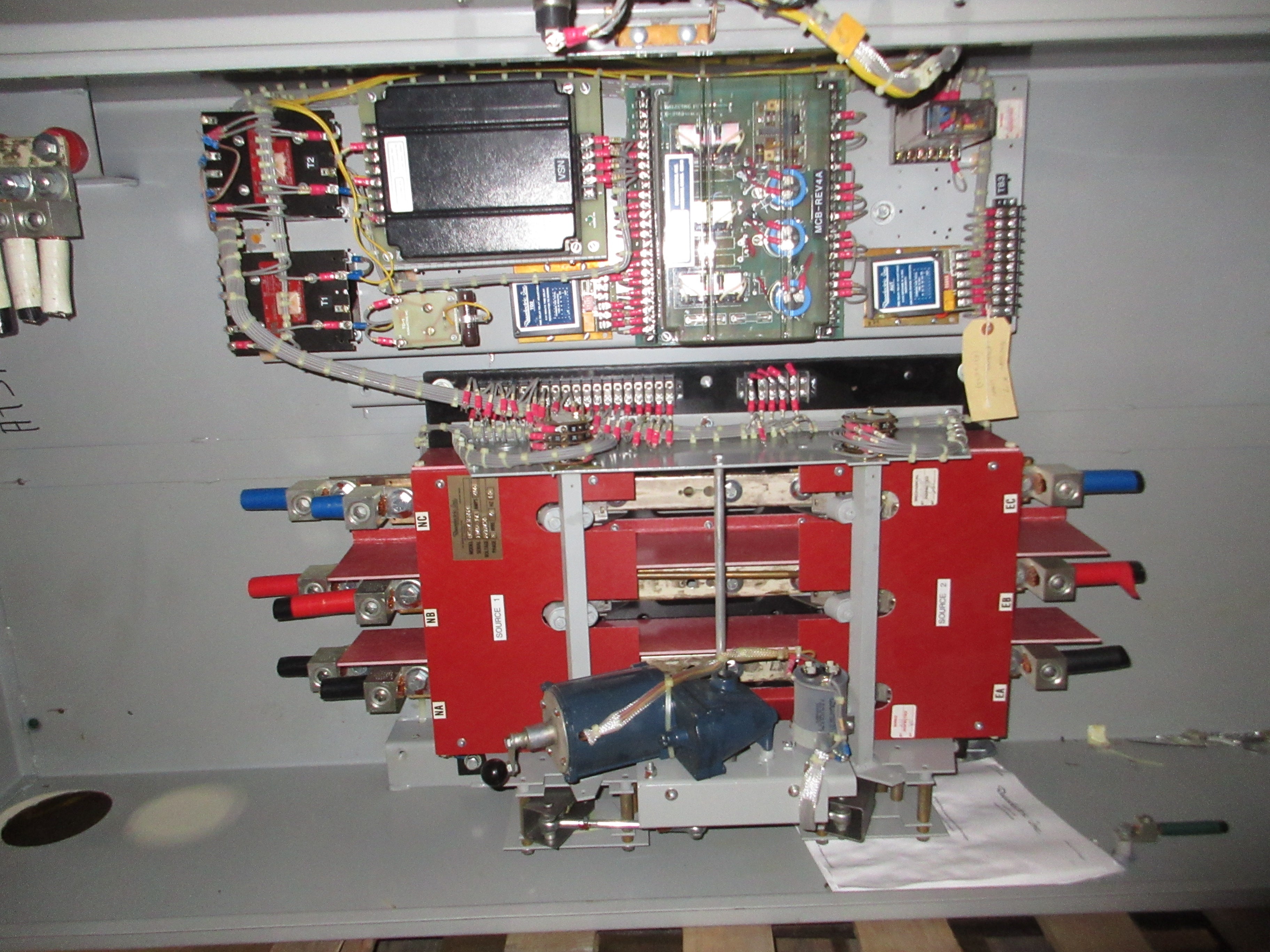 Russelectric Automatic Transfer Switch RMT-4003CE 400A 277/480V 3Ph 4W 60Hz Used