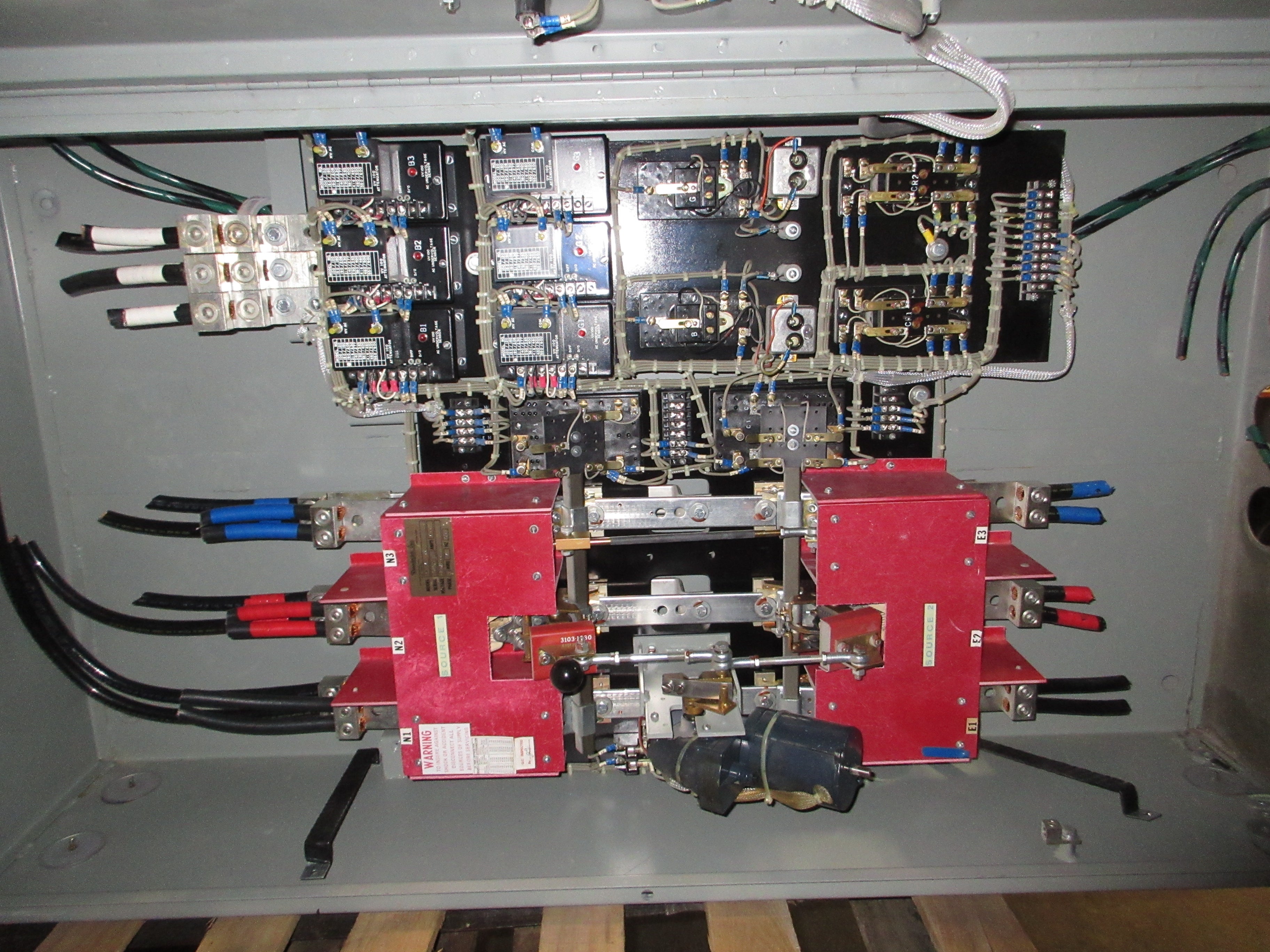 Russelectric Automatic Transfer Switch RMT-4003CE 400A 277/480V 3Ph 4W 60Hz Used