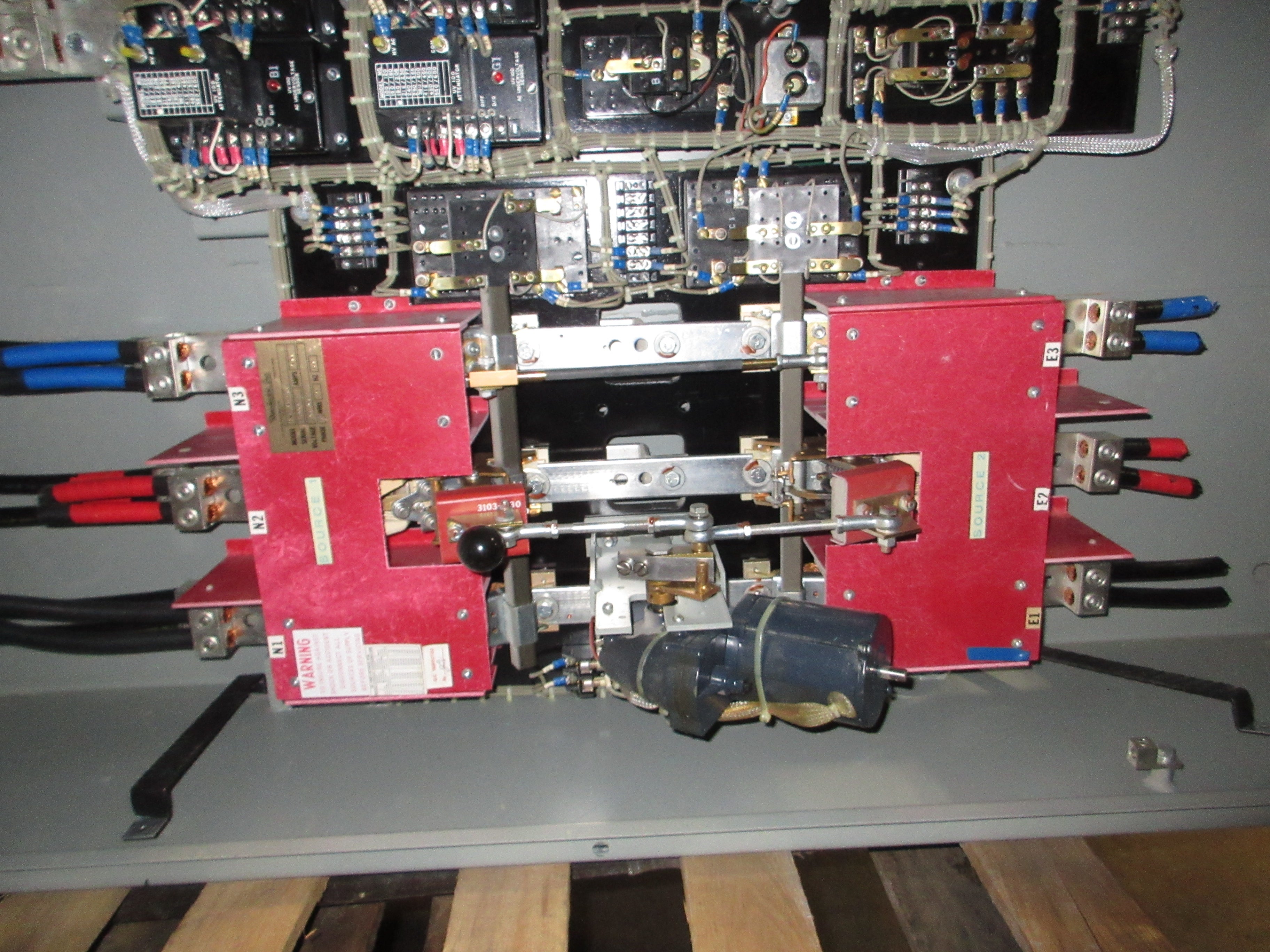 Russelectric Automatic Transfer Switch RMT-4003CE 400A 277/480V 3Ph 4W 60Hz Used