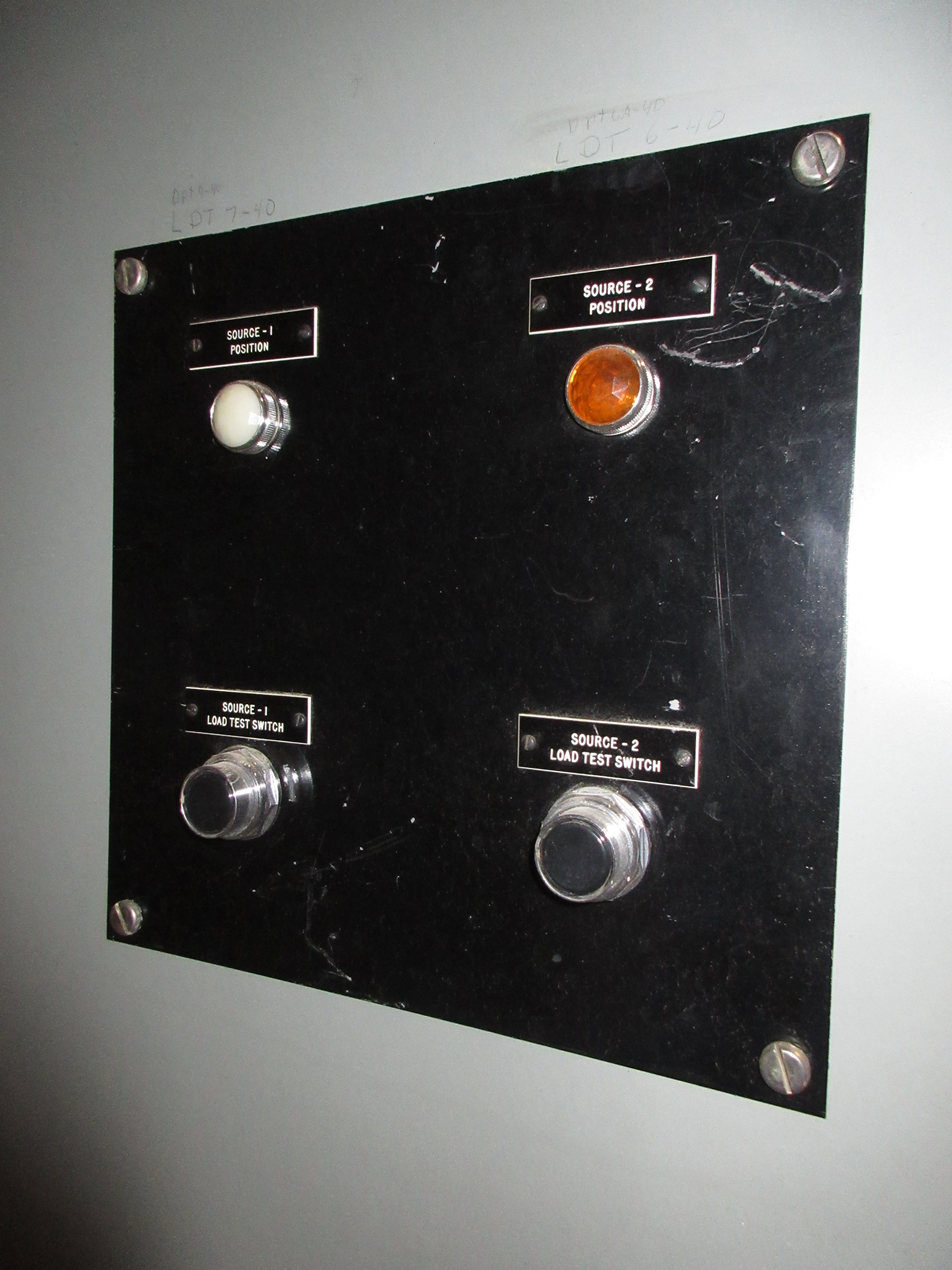 Russelectric Automatic Transfer Switch RMT-4003CE 400A 277/480V 3Ph 4W 60Hz Used