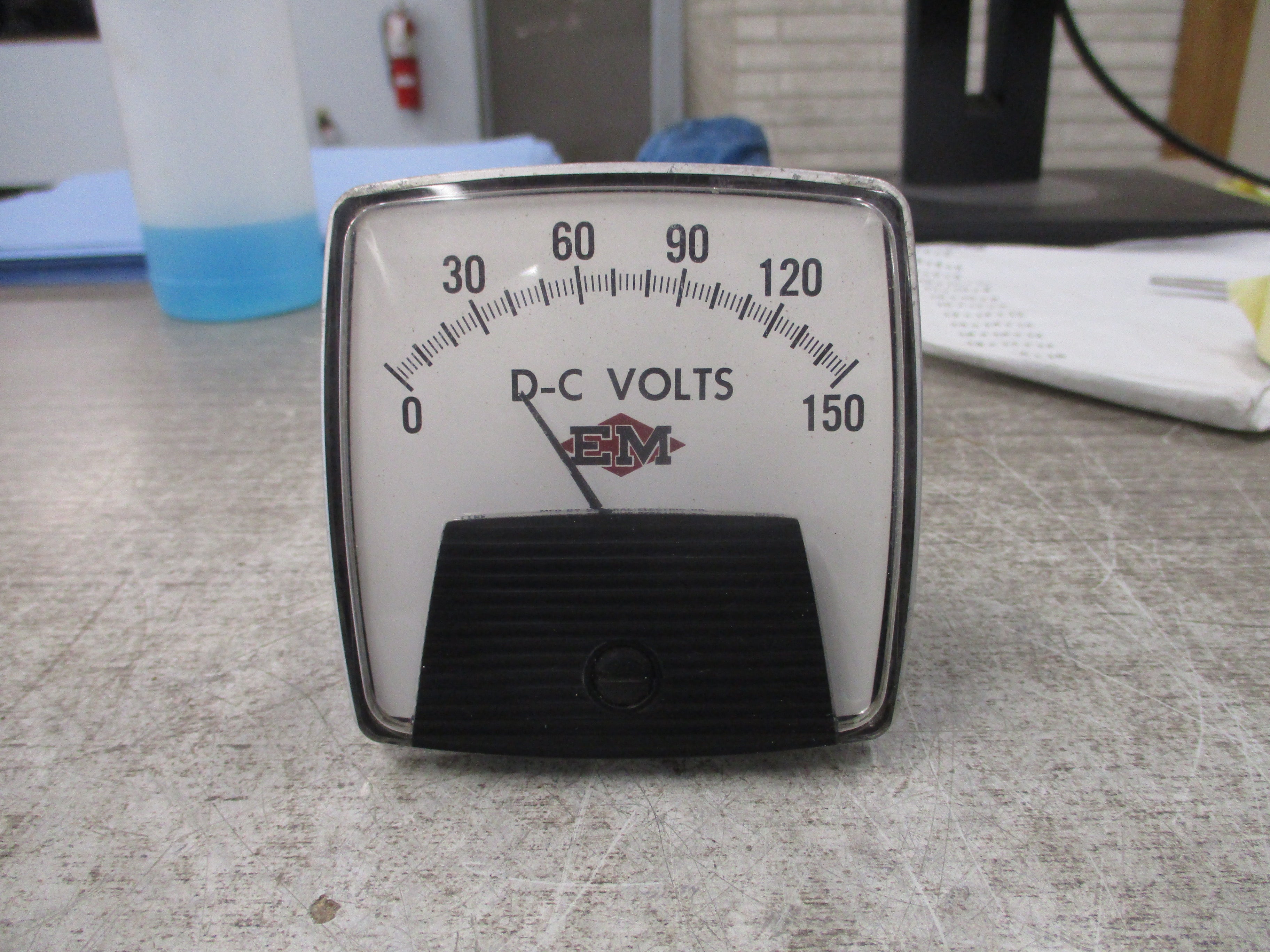 GE DC Voltmeter 50-162011PZPZ2JWB Range: 0-150V Used