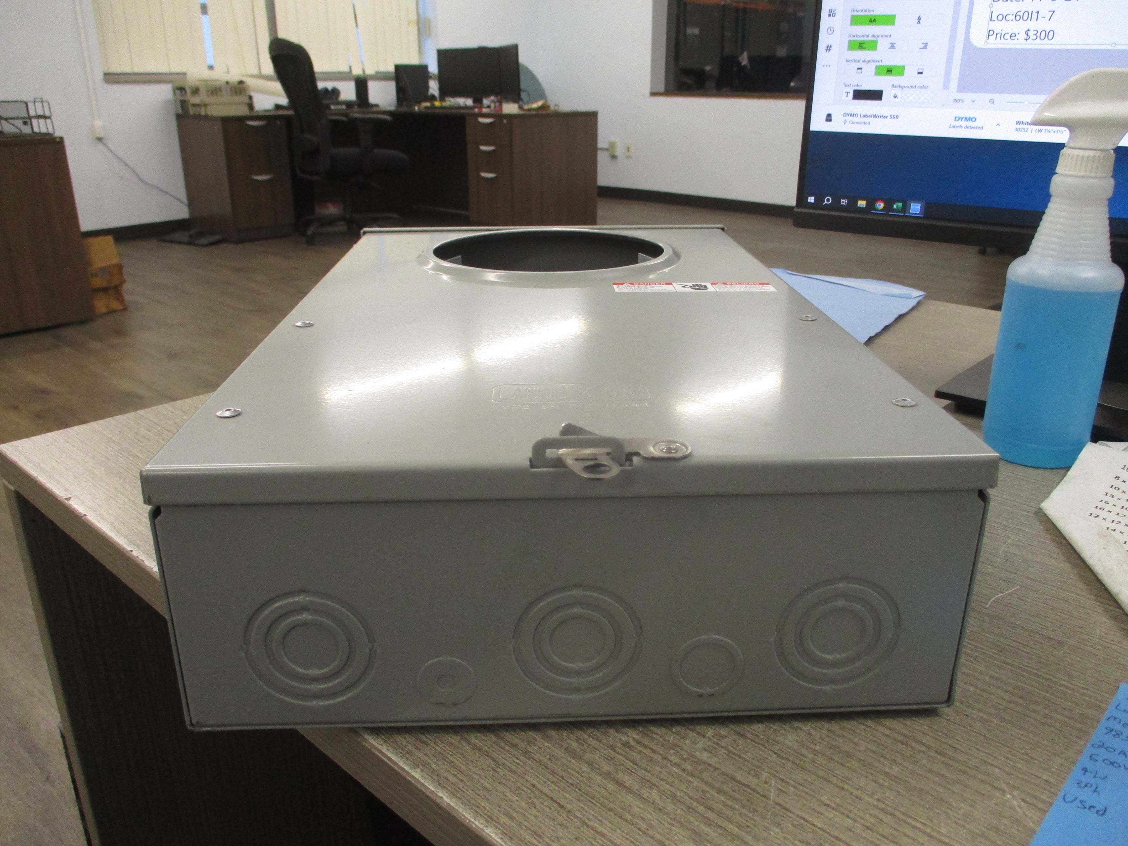 Landis & Gyr Meter Socket 9837-0433 20A 600V 4W 3Ph Used