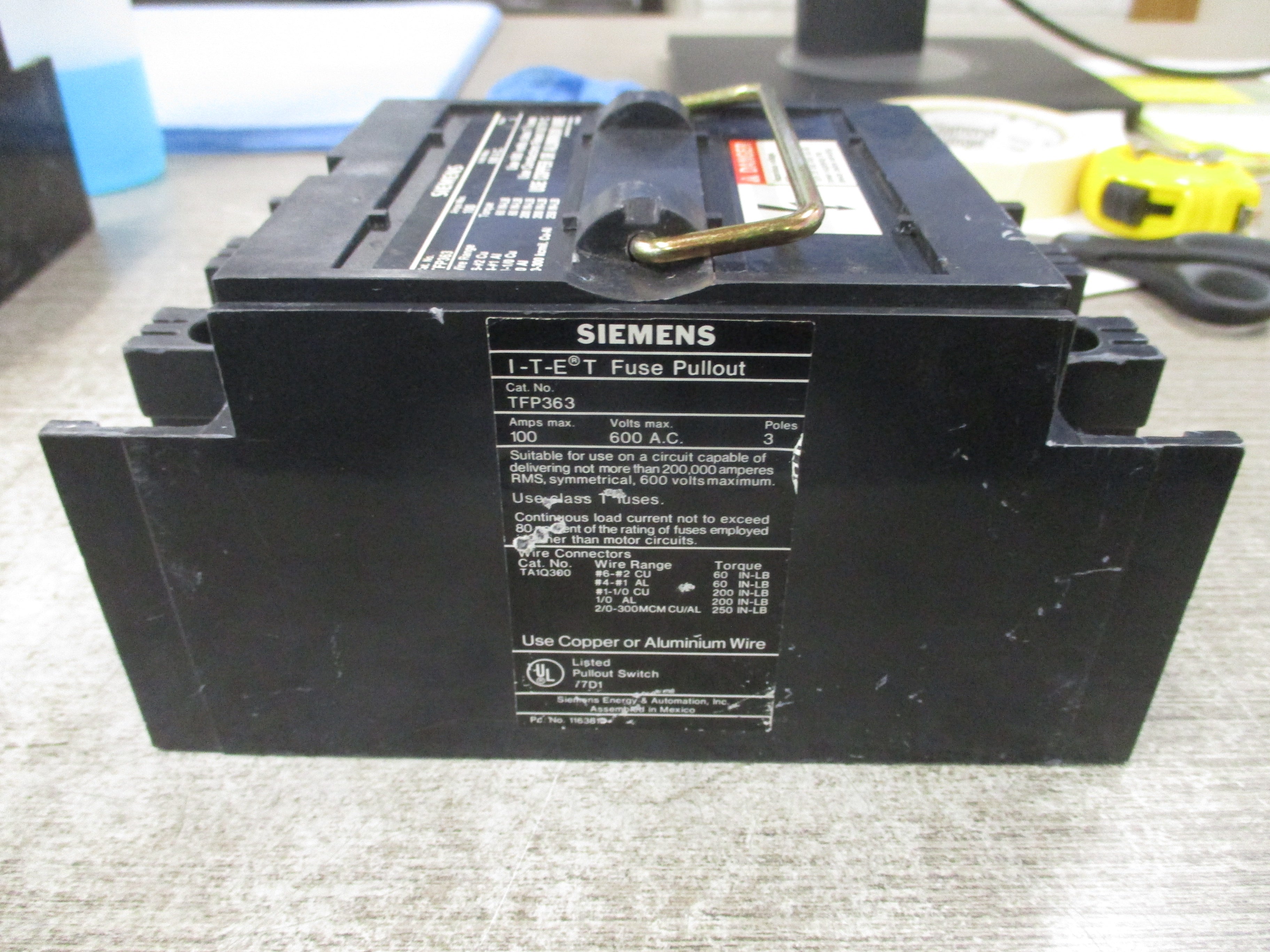 Siemens Fuse Pullout Switch TFP363 100A 600V 3P Used
