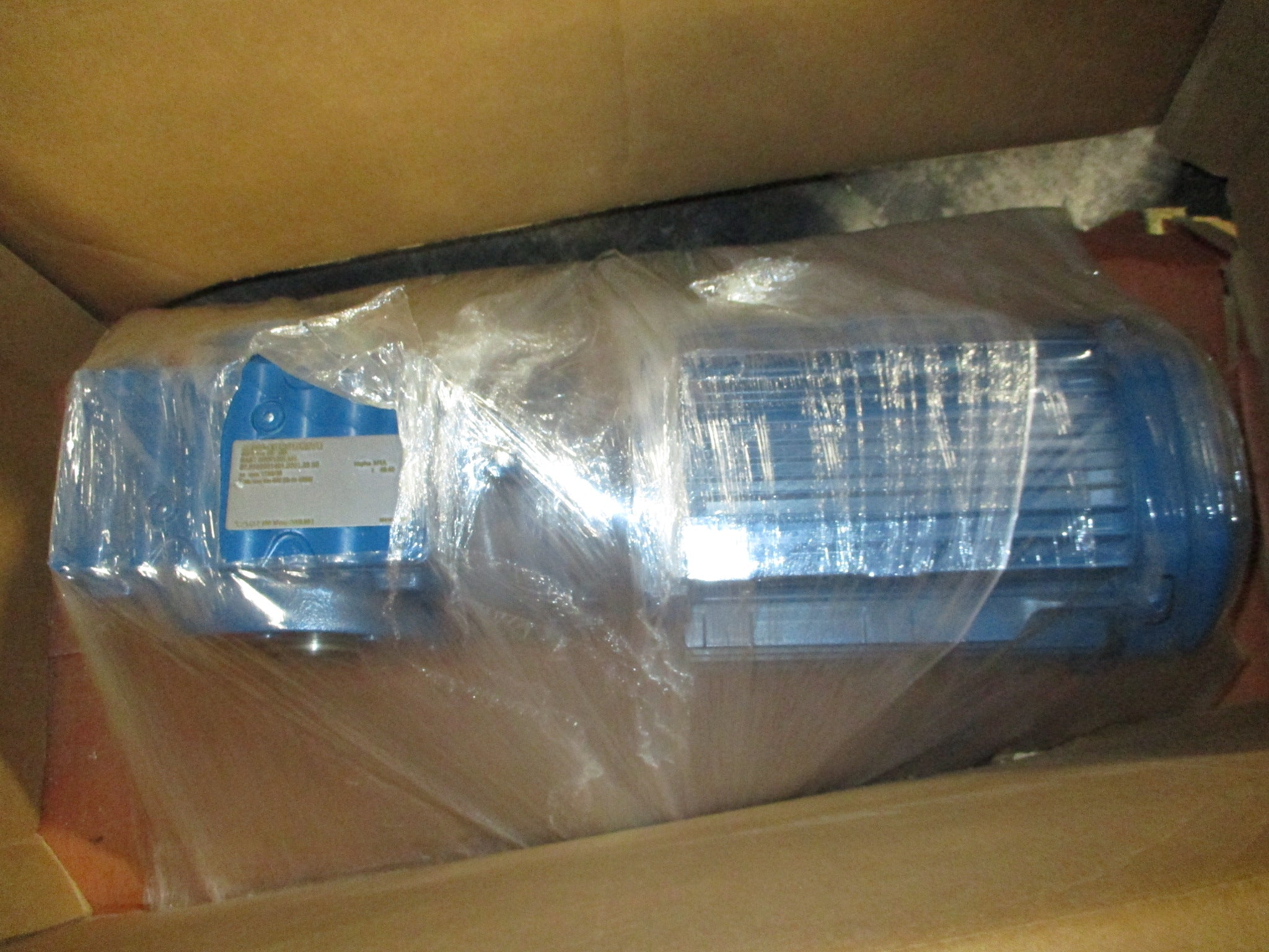 Sew-Eurodrive Gearmotor SA67 DRN100LM4 Ratio 46.40:1 38RPM Out 3HP 230/460V 60Hz