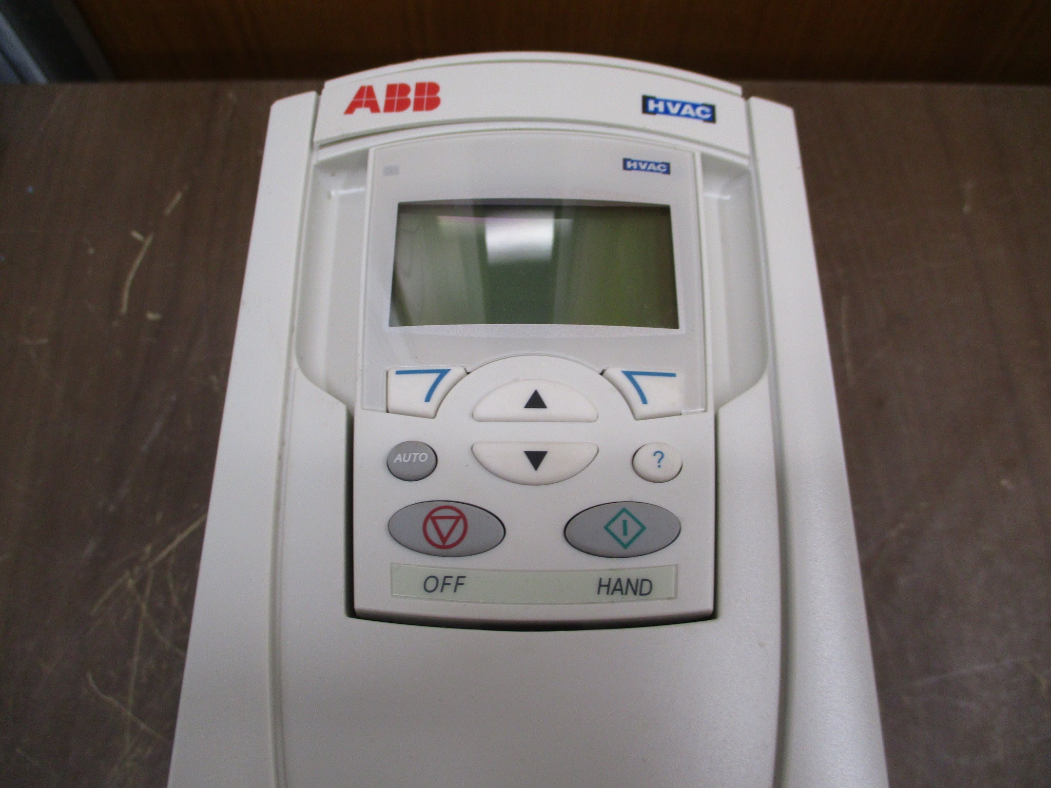 ABB ACH550 AC Drive ACH550-UH-012A-4 7.5HP 3Ph w/ Keypad Used