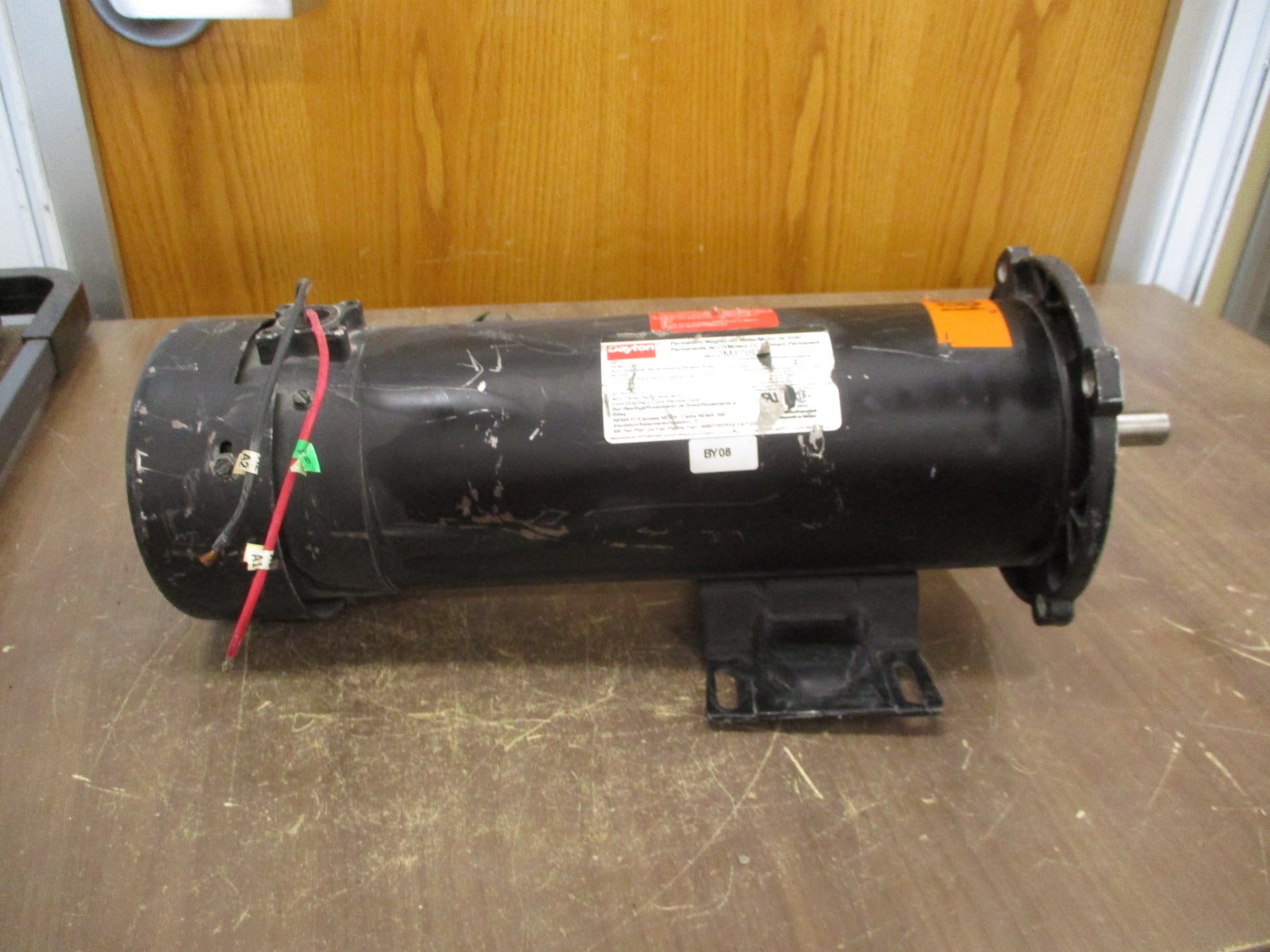 Dayton DC Motor 2M170D 1HP 1725RPM 90VDC 10.9A Used