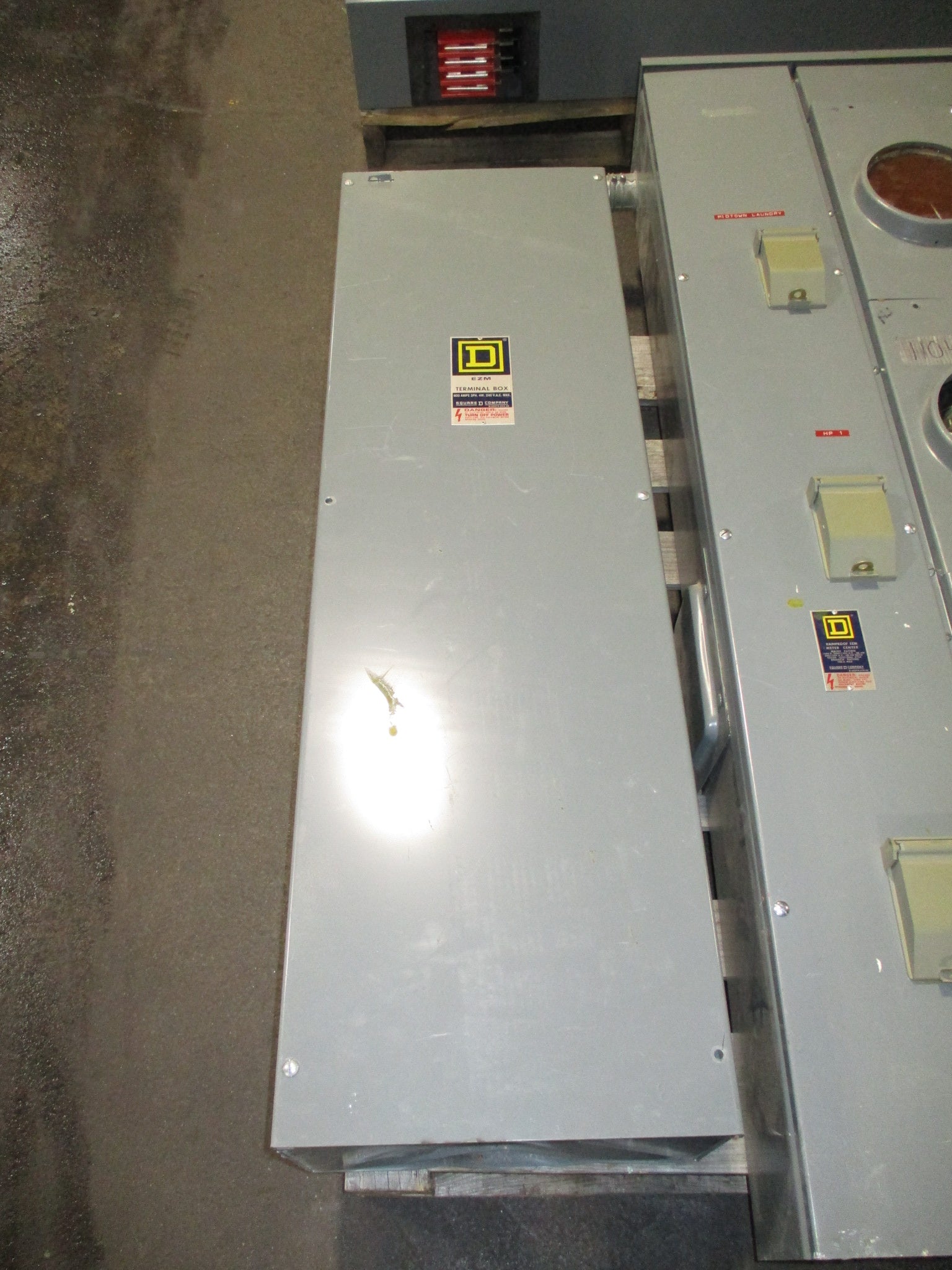 Square D EZ Meter-Pak Meter Stack EZM 743-200R Ser. 2 1200A 3-Position Used