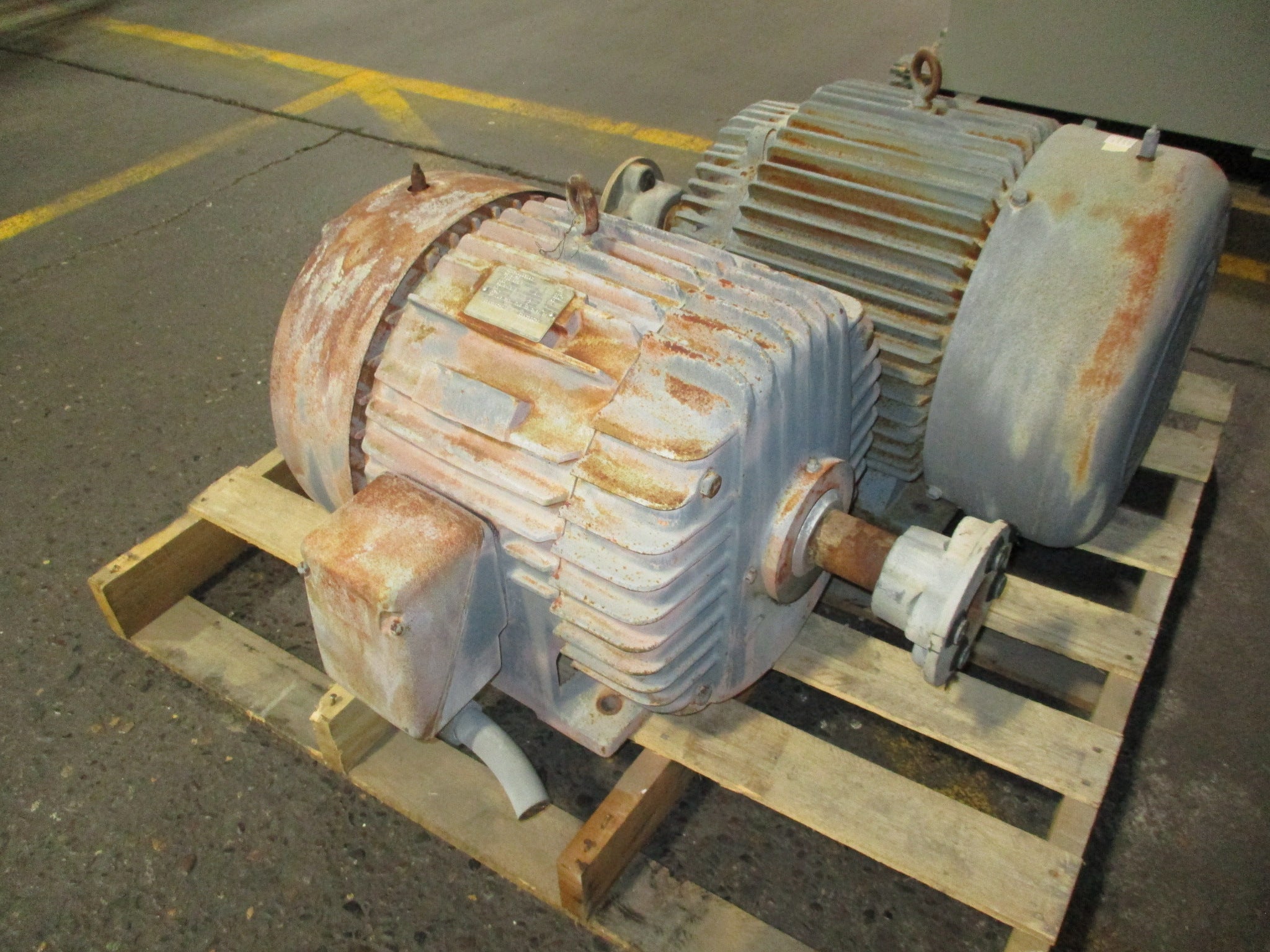 GE Motor 5K324BN9209C 25HP 1800RPM 460V 29.8 A 3Ph 60Hz Used