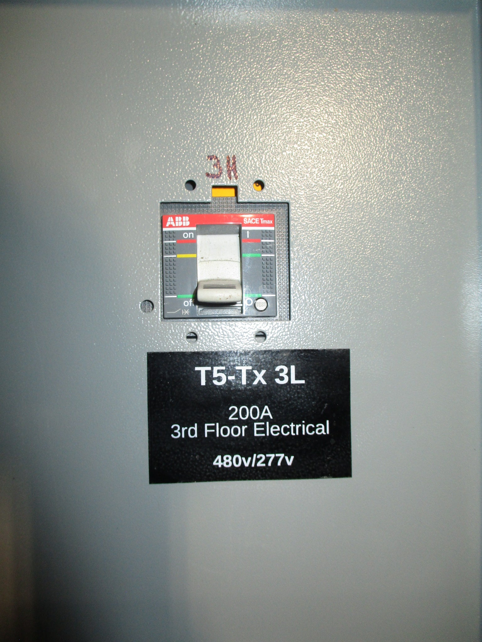 GE Main Breaker Circuit Breaker Panel ASF3604MTX 400A Max, 200A Main 277/480V