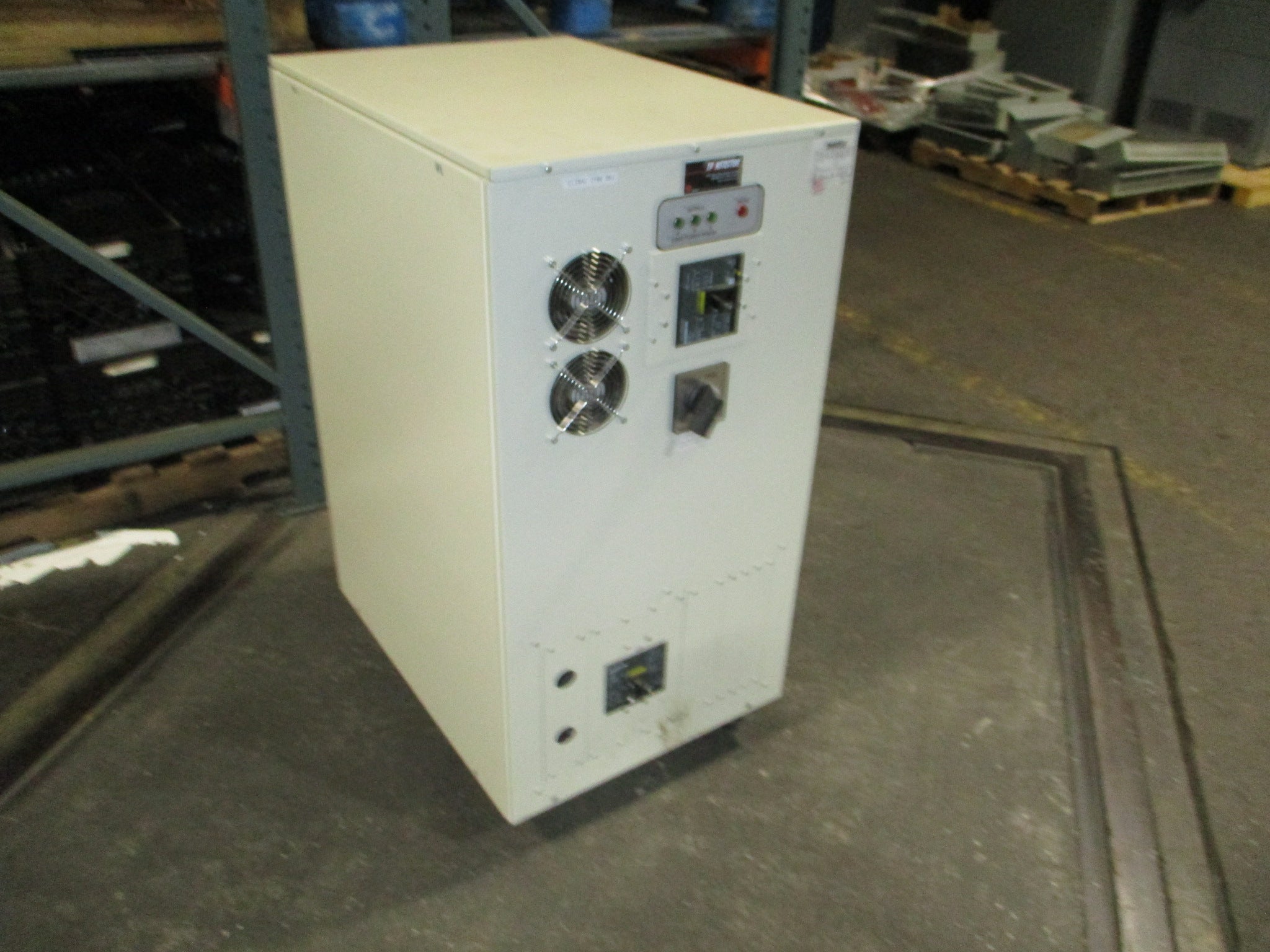 Transtector Power Conditioner 8DNX-60K(i)-700AV/T Used