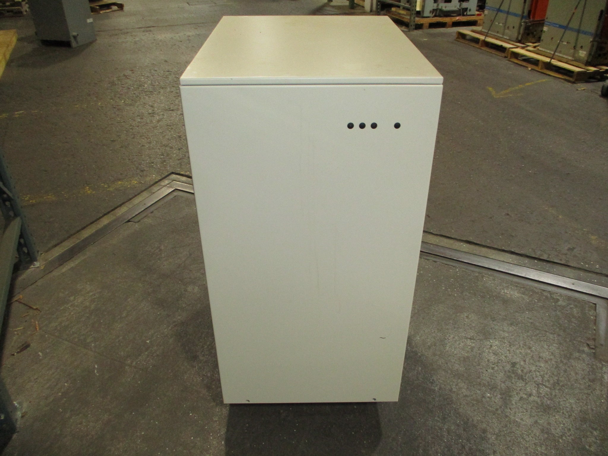 Transtector Power Conditioner 8DNX-60K(i)-700AV/T Used