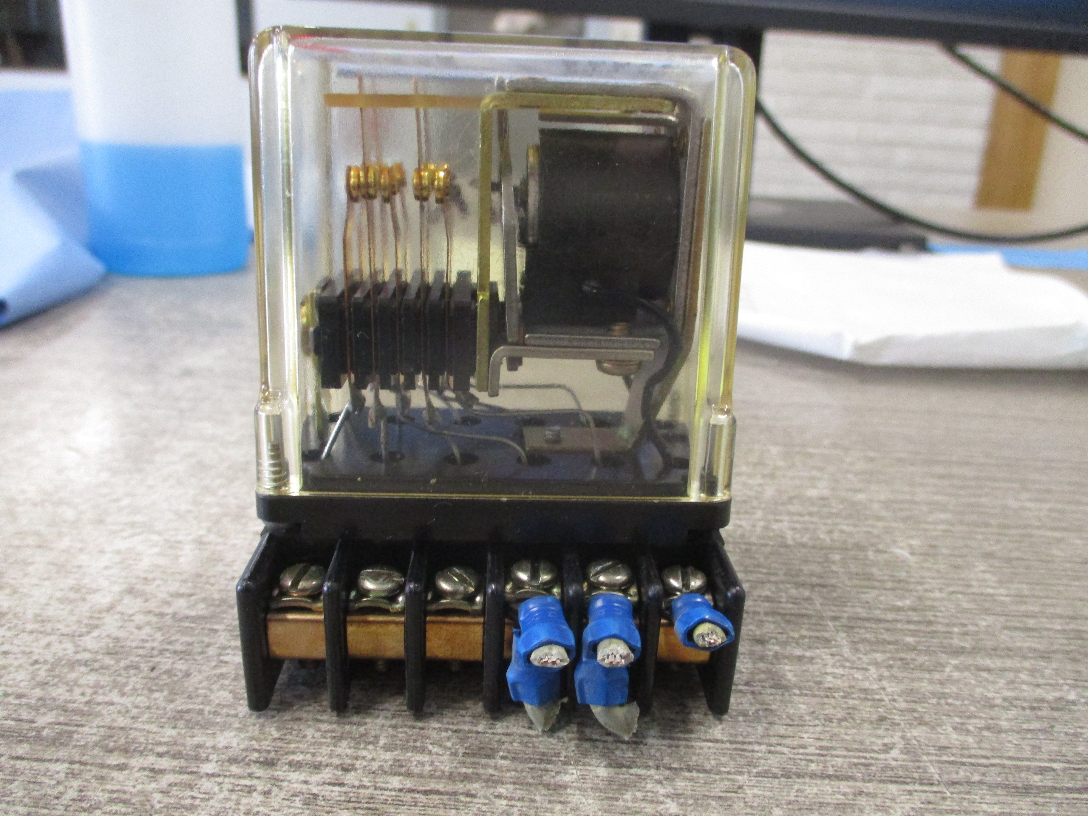 Struthers Dunn Relay 219BBX-P 24-28VDC Coil W/Base Used