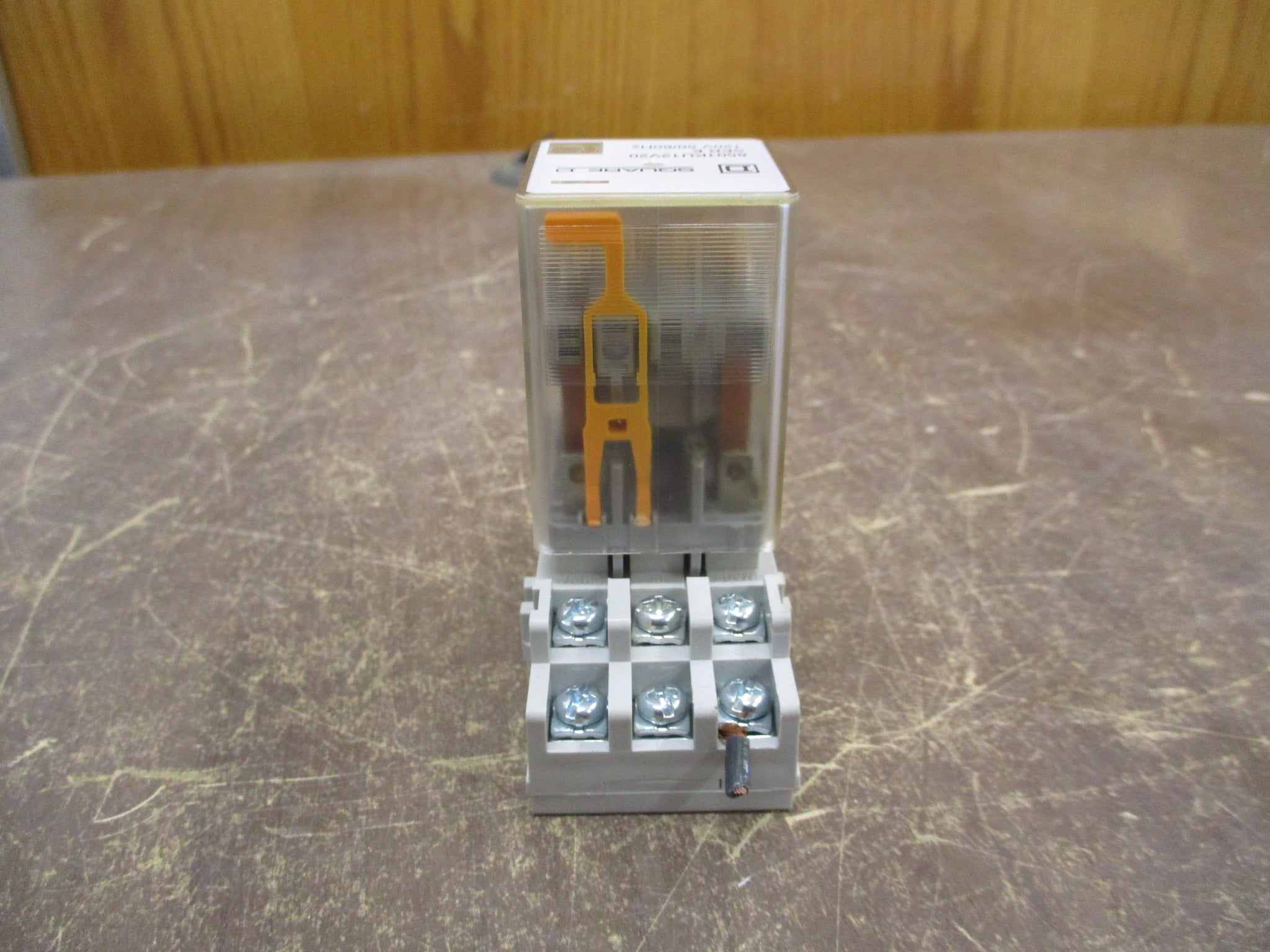 Square D Relay 8501KU12V20 Ser. E 120V Coil w/ Base *Lot of 2* Used