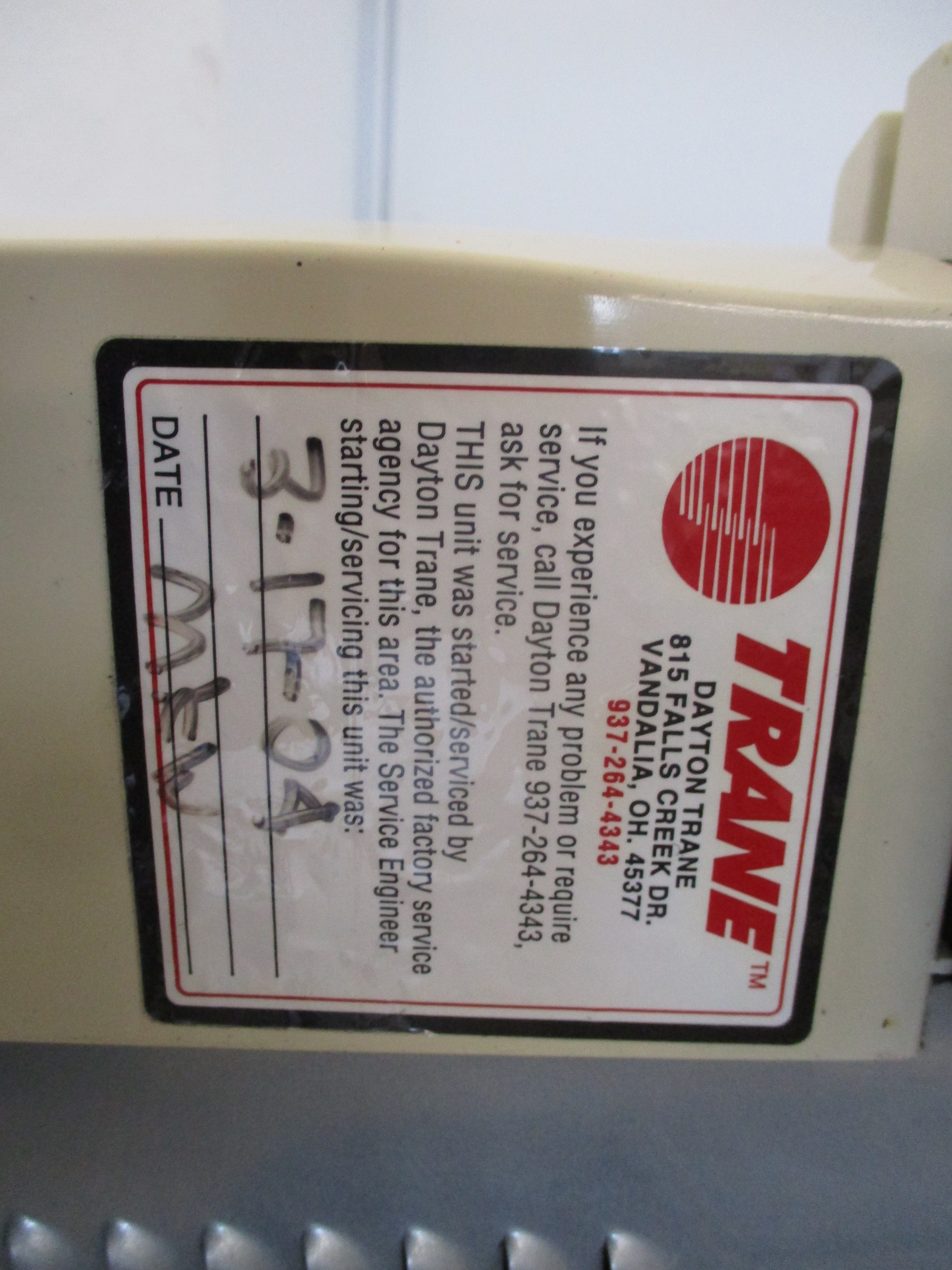 ABB ACH401 AC Drive W/Bypass ACH401600935+B0BE0000 10HP 3Ph Input: 3PH 380-480V