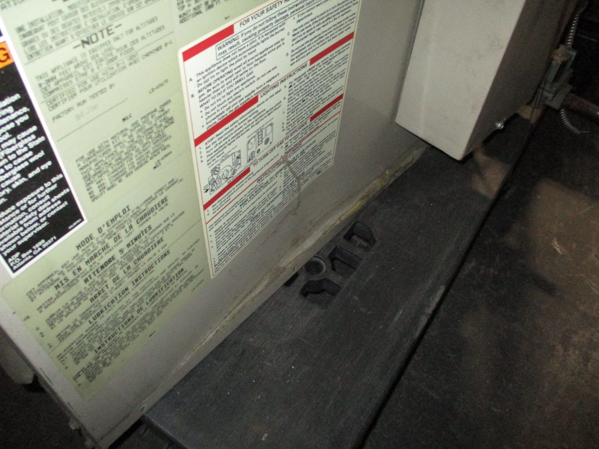 ADP Natural Gas Heater SEP-115A-1 120V 60Hz 1Ph 12A Power Vented *Dented Side*