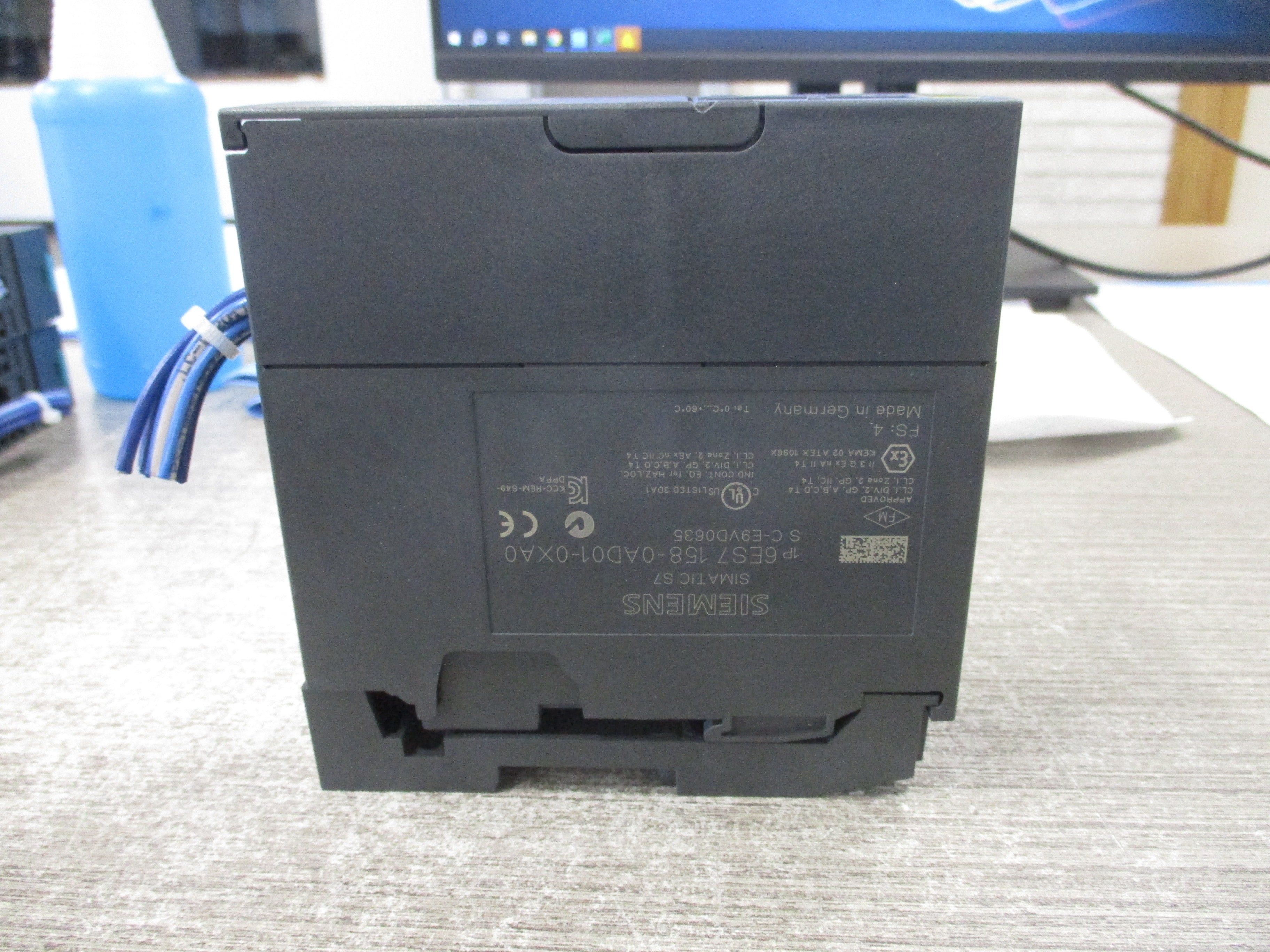 Siemens Simatic S7 Coupler Module 6ES7 158-0AD01-0XA0 Used