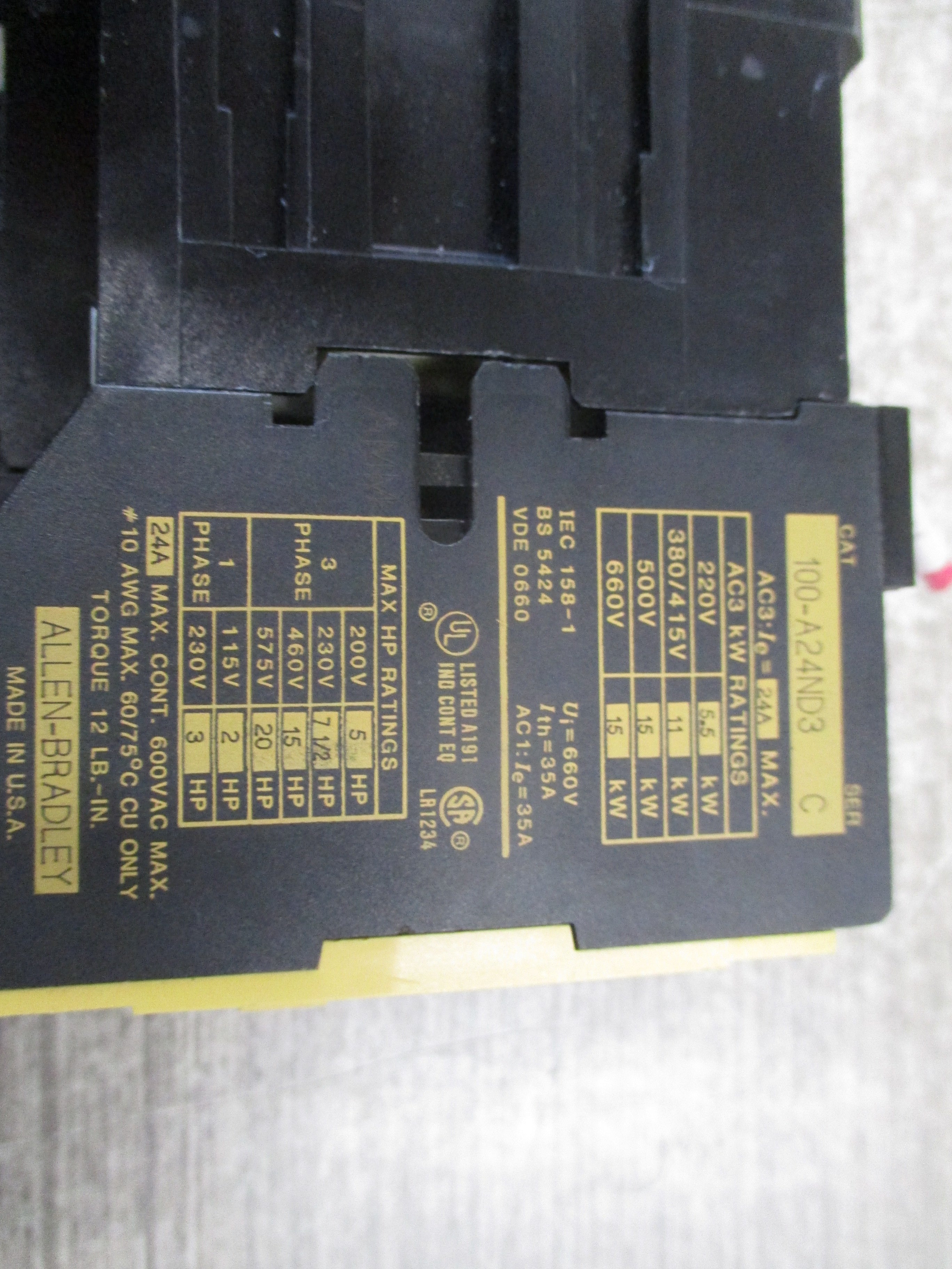 Allen-Bradley Starter 100-A24ND3 / 193-BSC 24 120V Coil Trip: 16-24A 600V Used