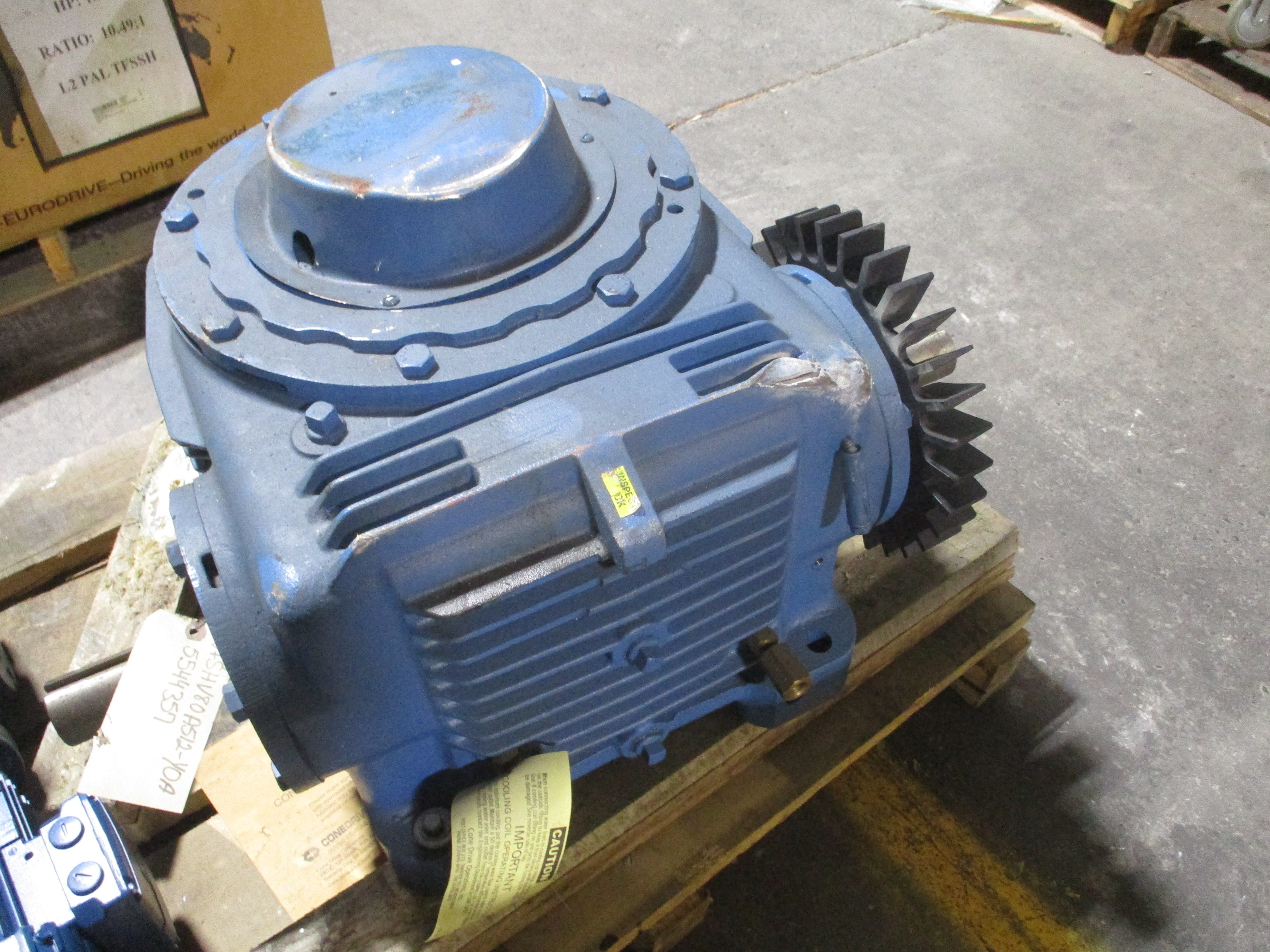 Conedrive Gear Reducer WFSHV80A512-Y0A Ratio 15:1 1750RPM Input * Dented Fin * *