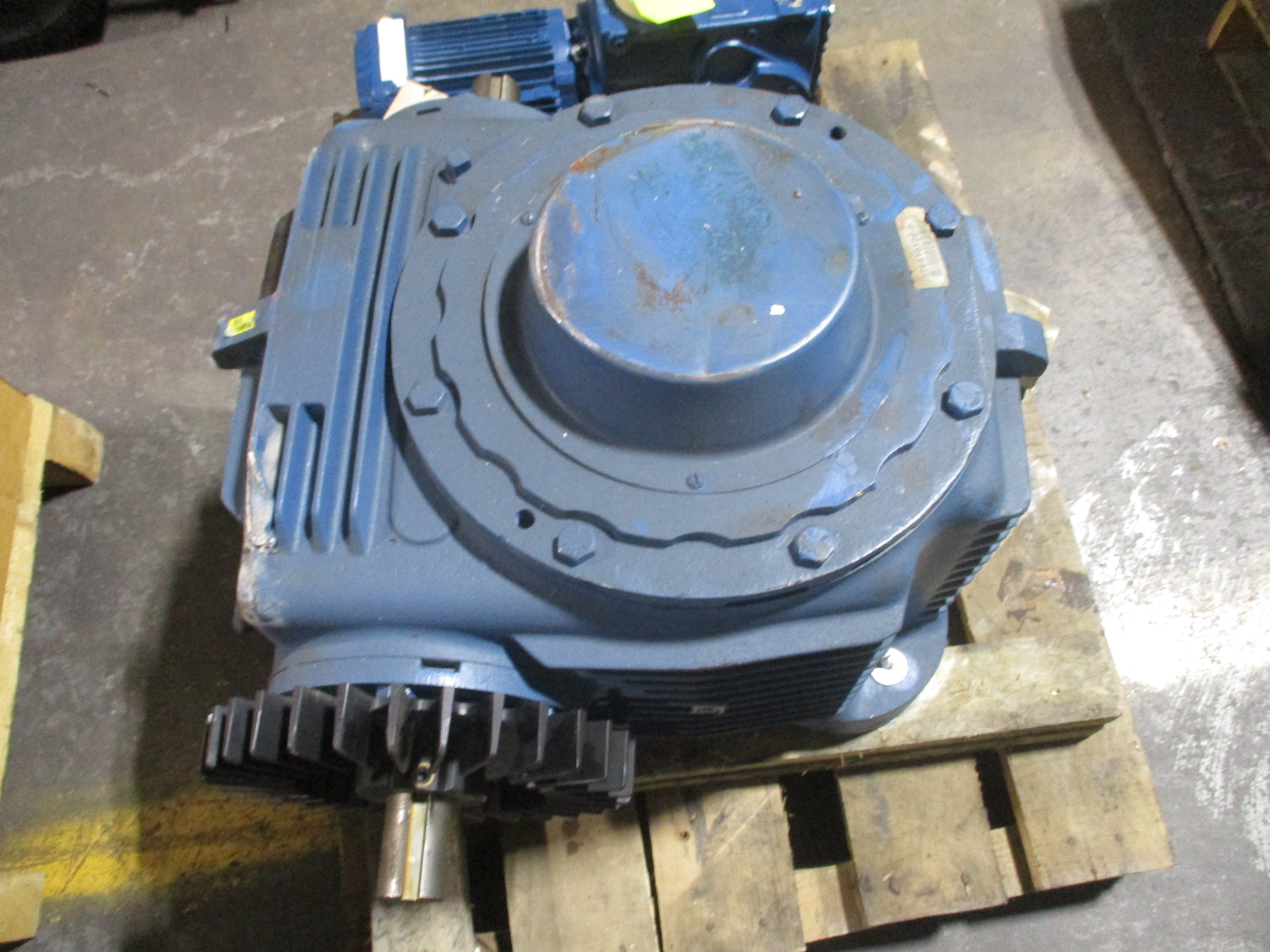 Conedrive Gear Reducer WFSHV80A512-Y0A Ratio 15:1 1750RPM Input * Dented Fin * *