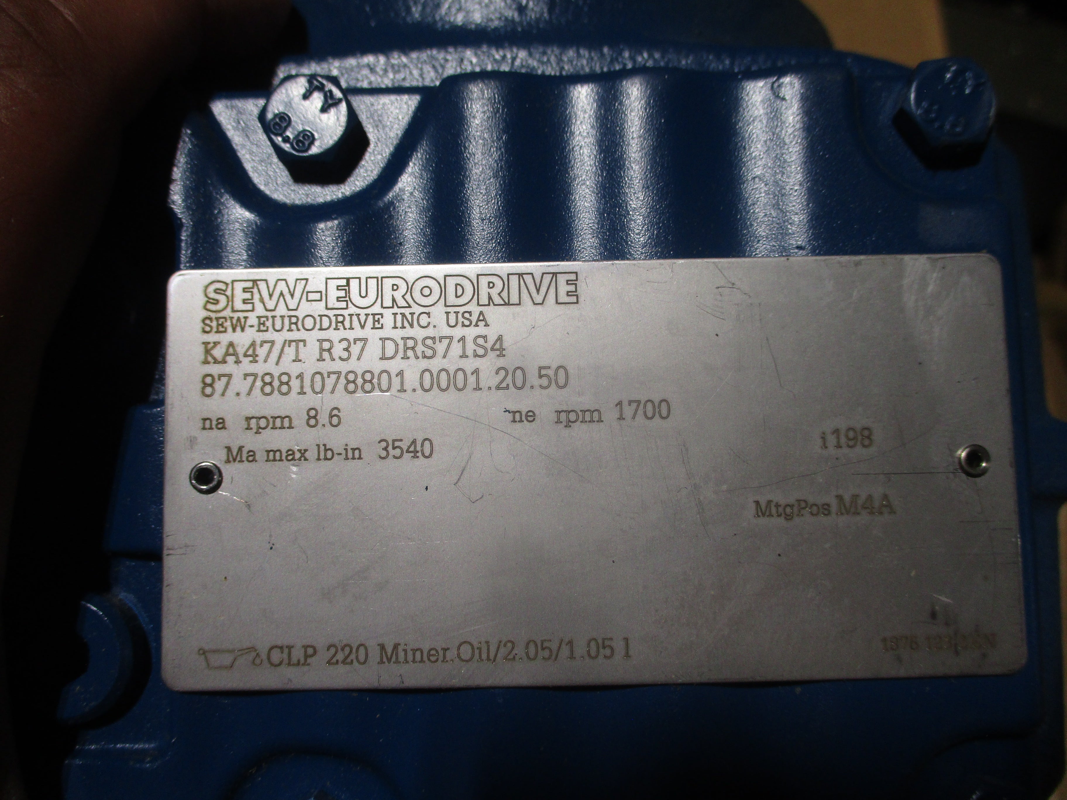 Sew-Eurodrive Gearmotor KA47/T R37 DRS71S4 0.5HP 8.6 RPM Output 230/460V 60Hz 3P