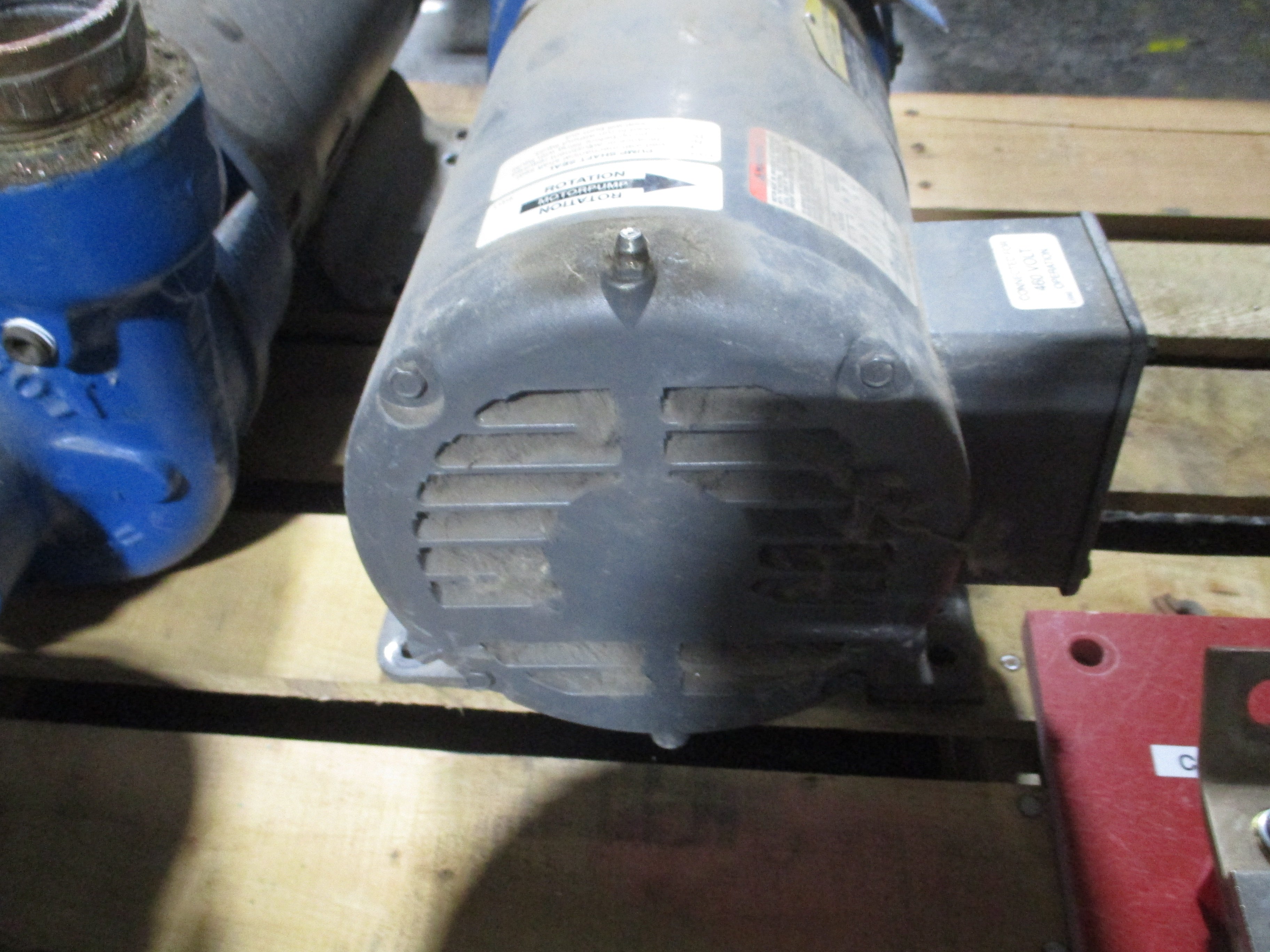 Scot Pump Pump 3042K002B 5HP 3500RPM 208-230/460V 3Ph 60Hz Used