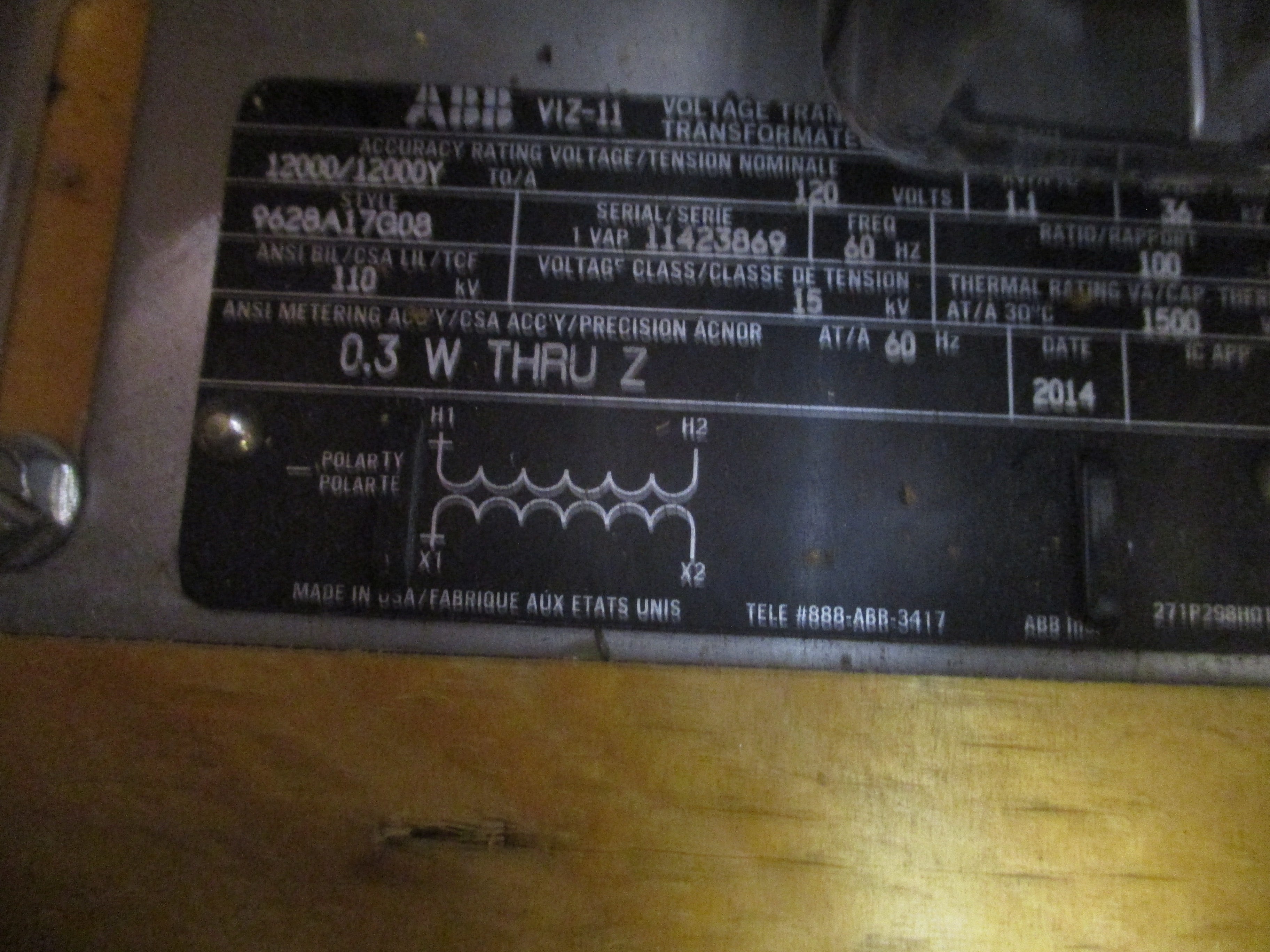 ABB VIZ-11 Voltage Transformer 9628A17G08 Ratio 100:1 PRI: 12000Y/12000V 60Hz 11