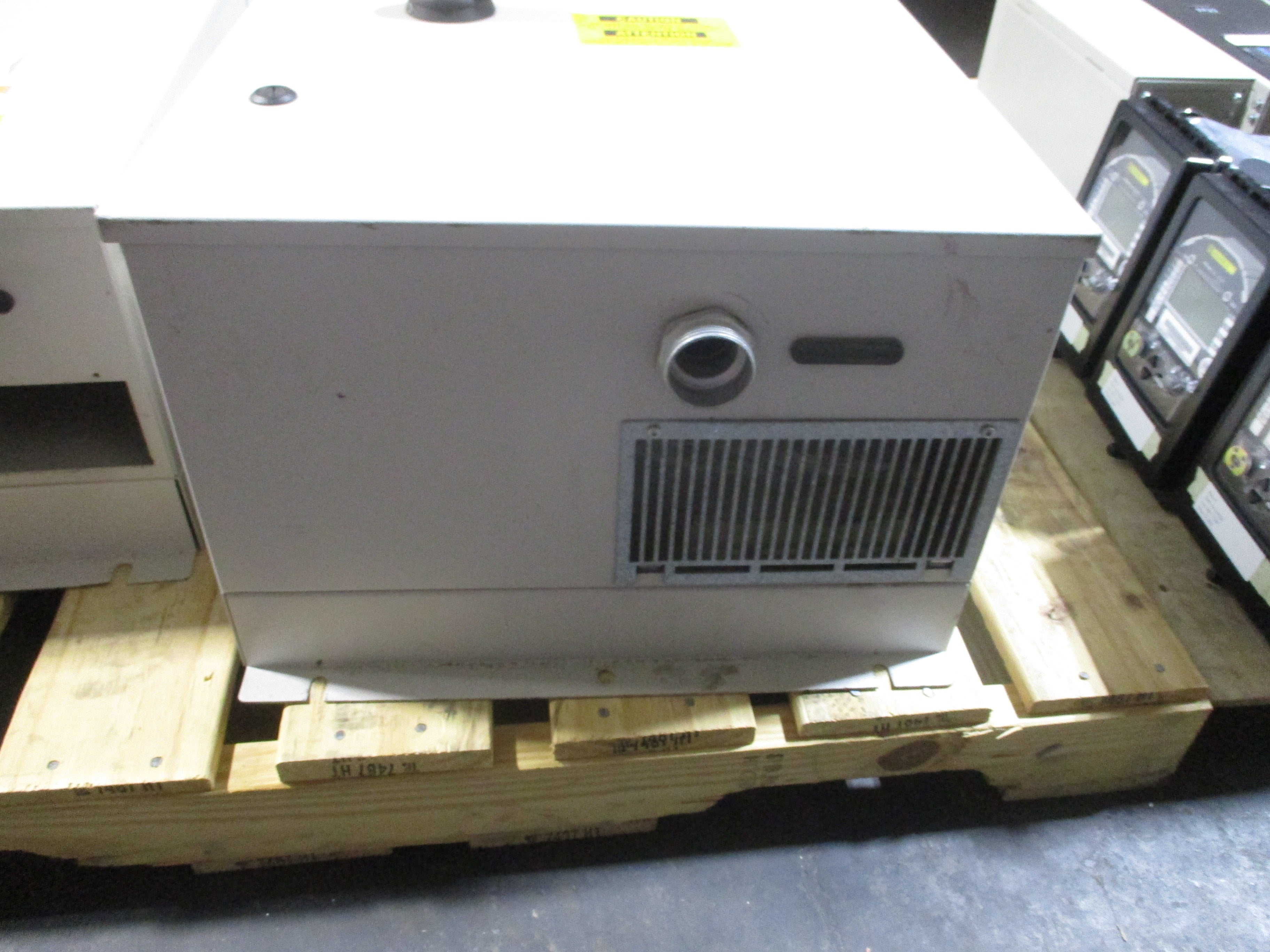 ABB ACH550 AC Drive W/Bypass ACH550-BDR-072A-4+B055+E213+F267+K452 Used
