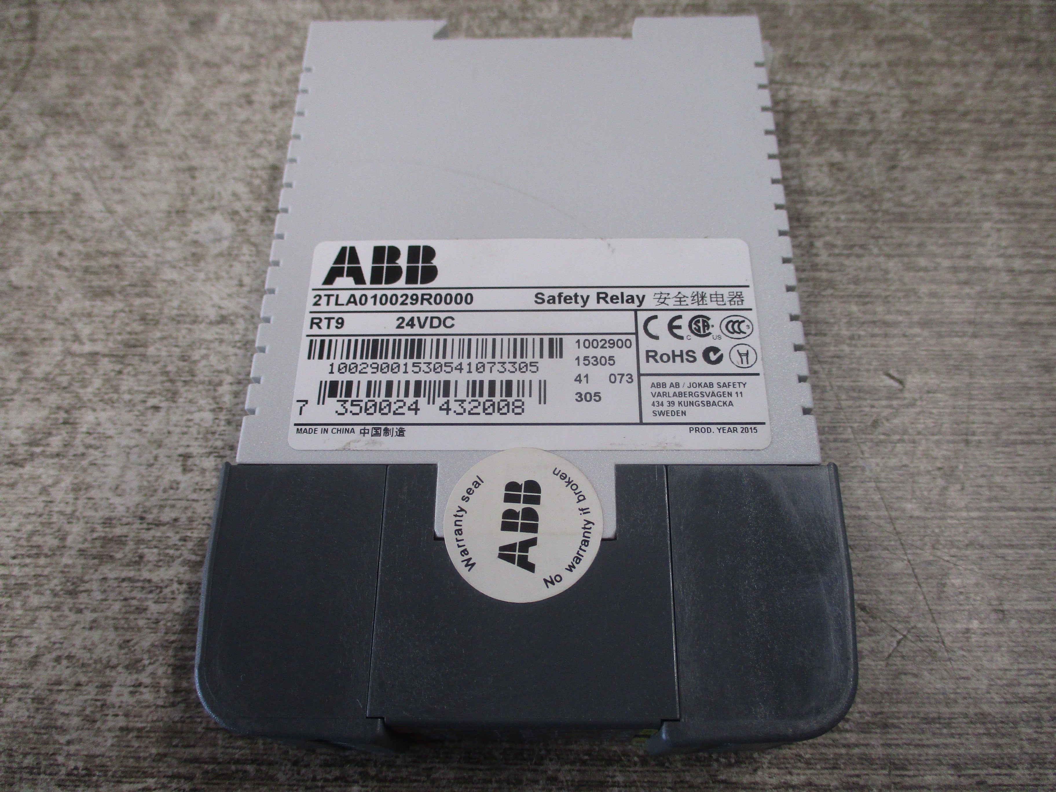 ABB RT9 Safety Relay 2TLA010029R0000 24VDC Used
