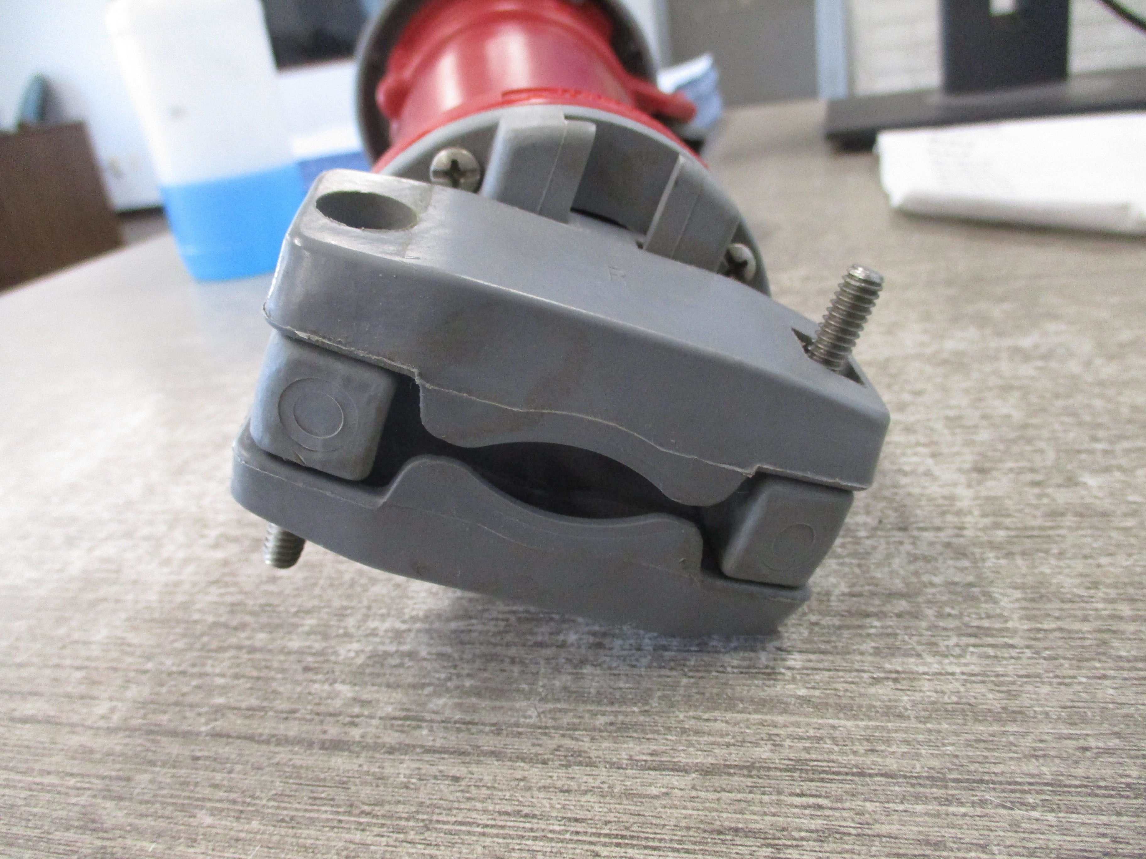 Hubbell Connector 4100C7W 100A 480V 3Ph Used